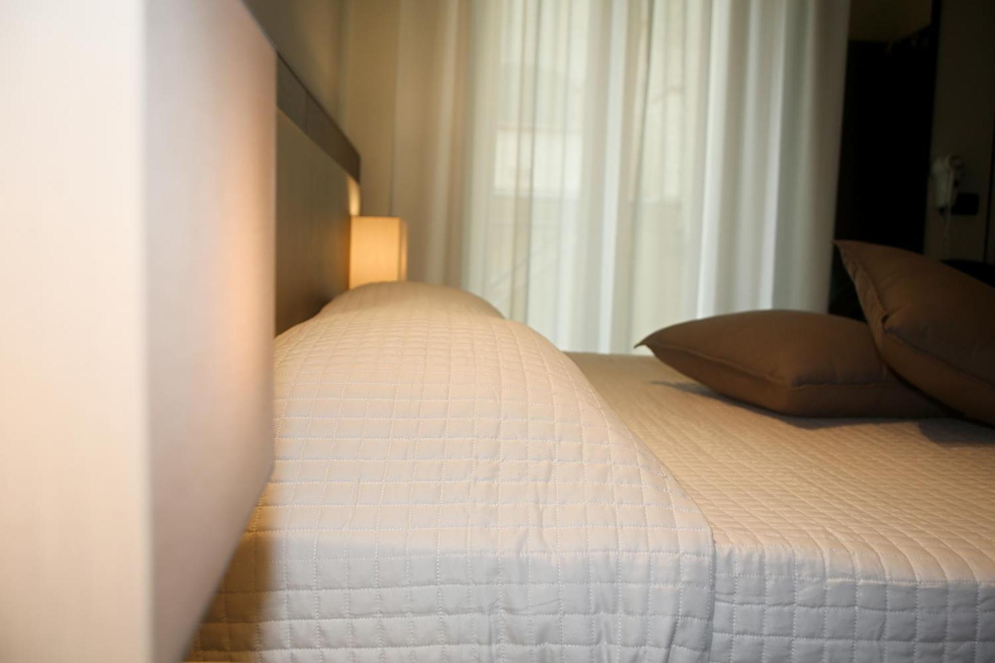 Dear Hotel 3*