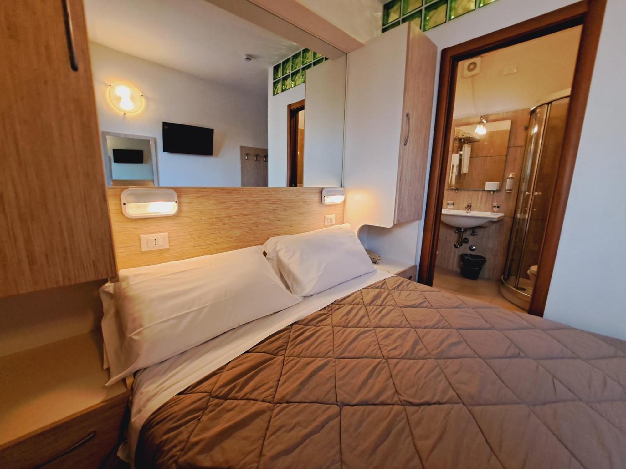 Hotel Butterfly Wellness & 3*