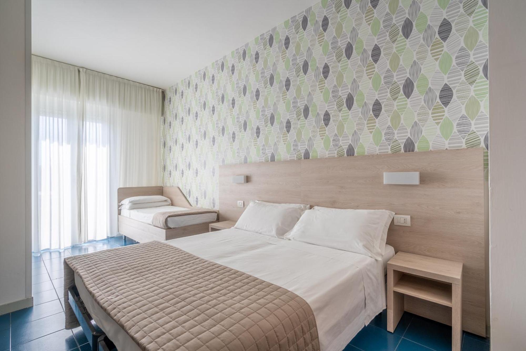 Hotel Lotus & Rimini