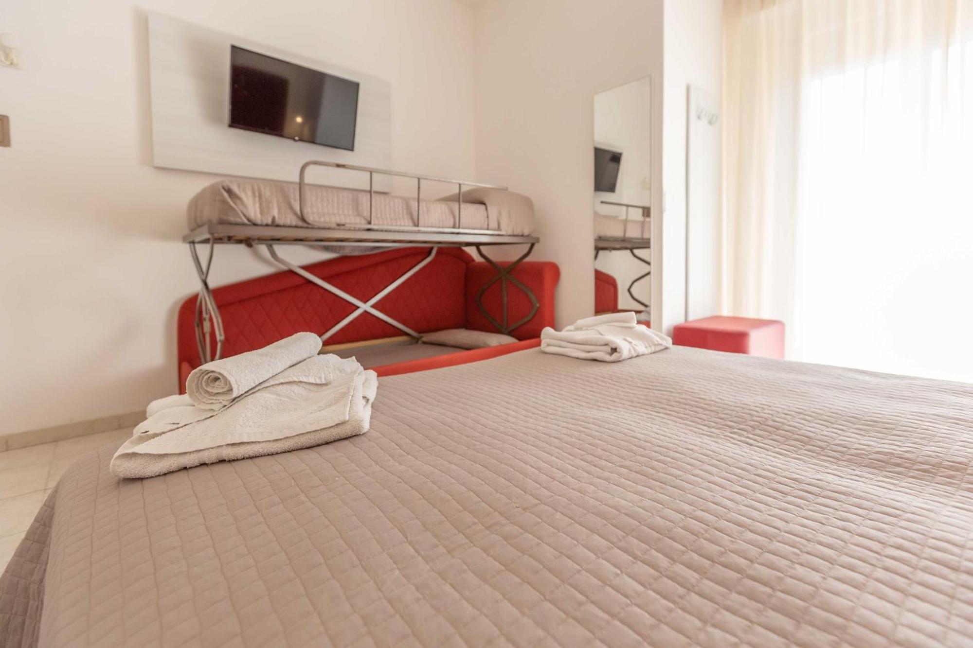 Ribot Hotel
