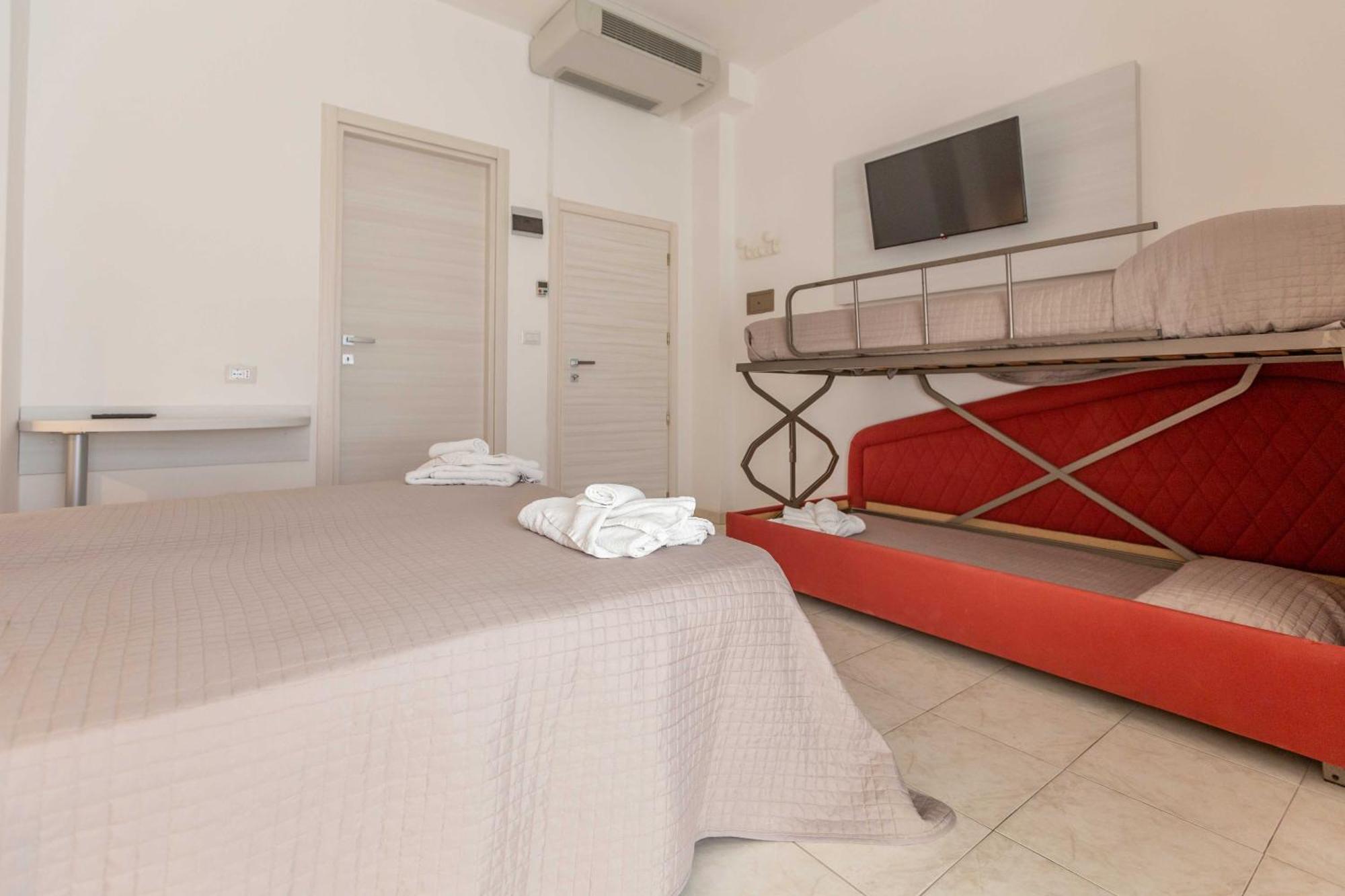 Ribot 3* Rimini