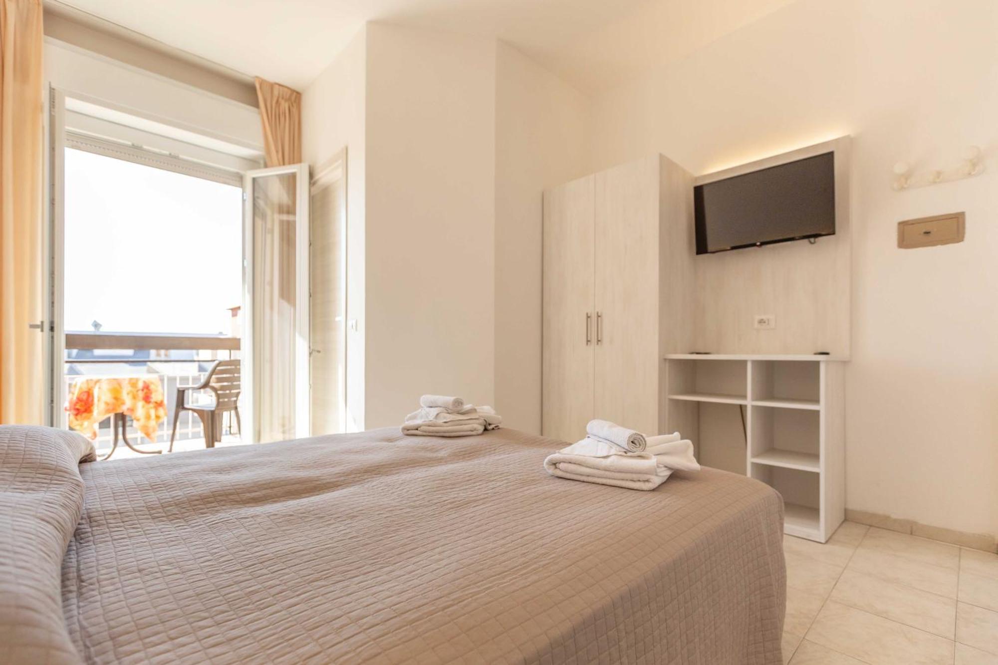 Hotel Ribot 3*
