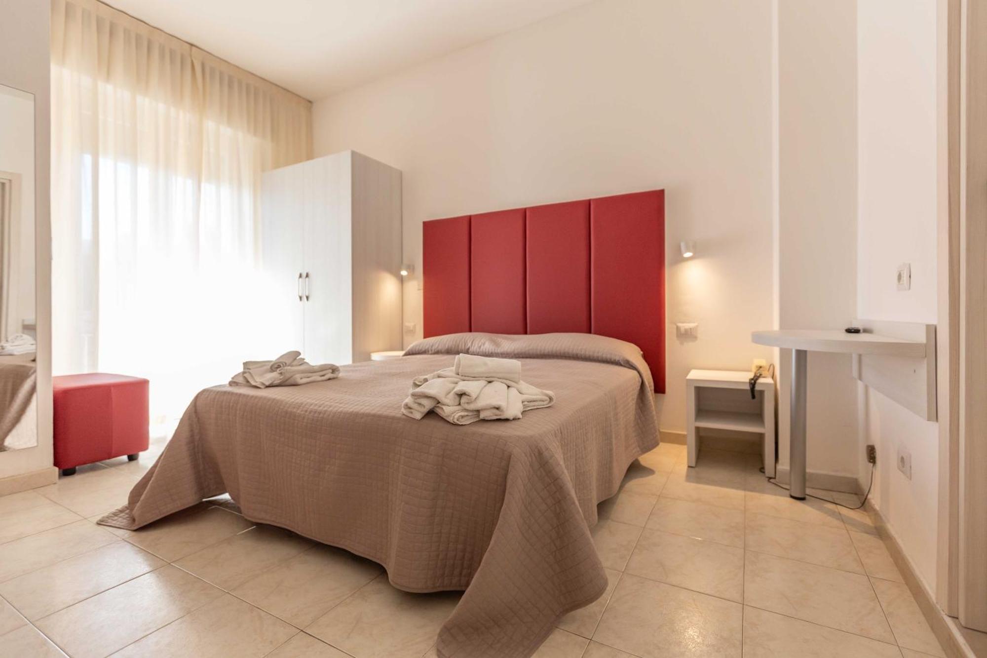 Ribot Hotel 3*