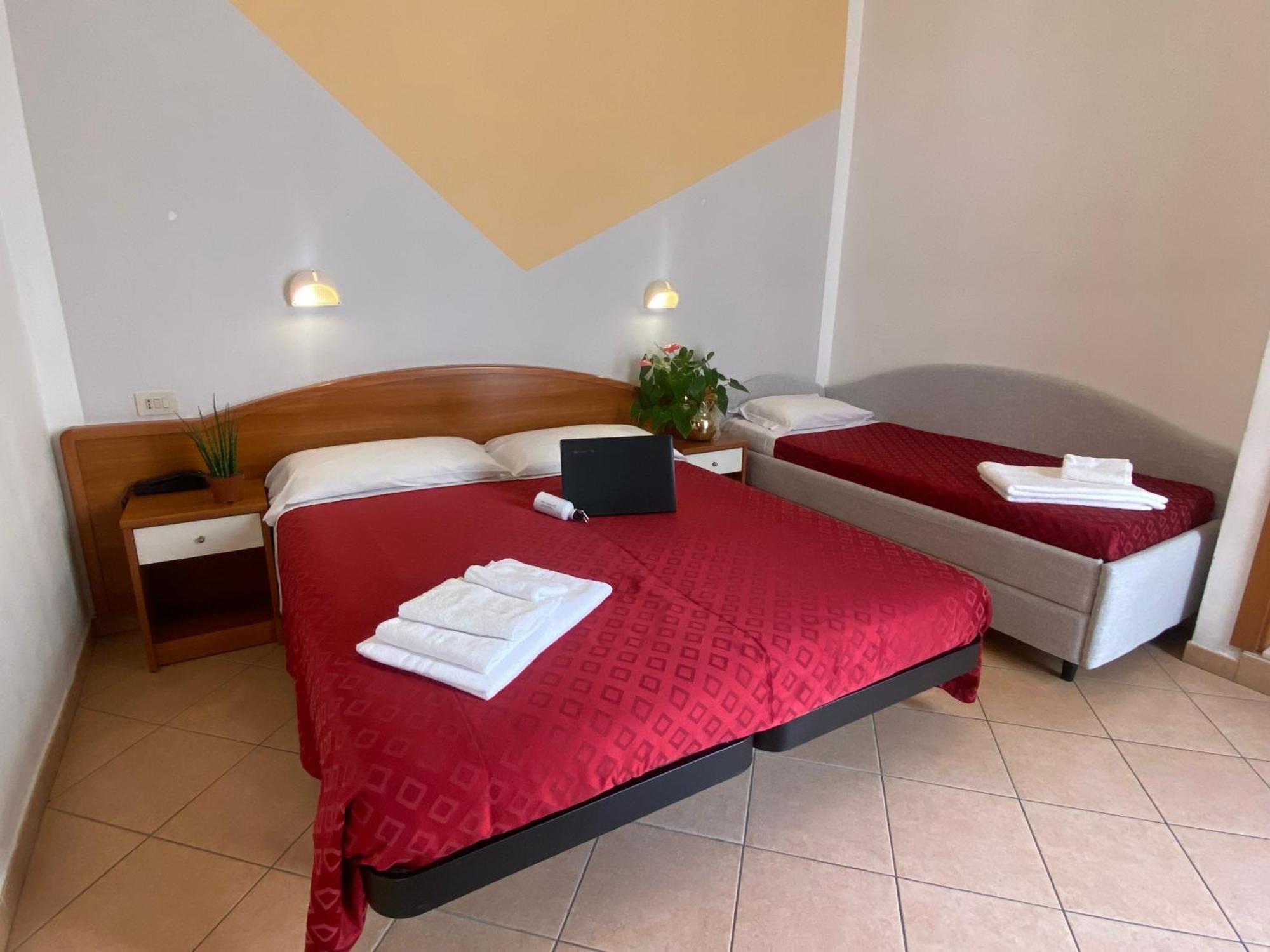 Hotel Caterina 3*