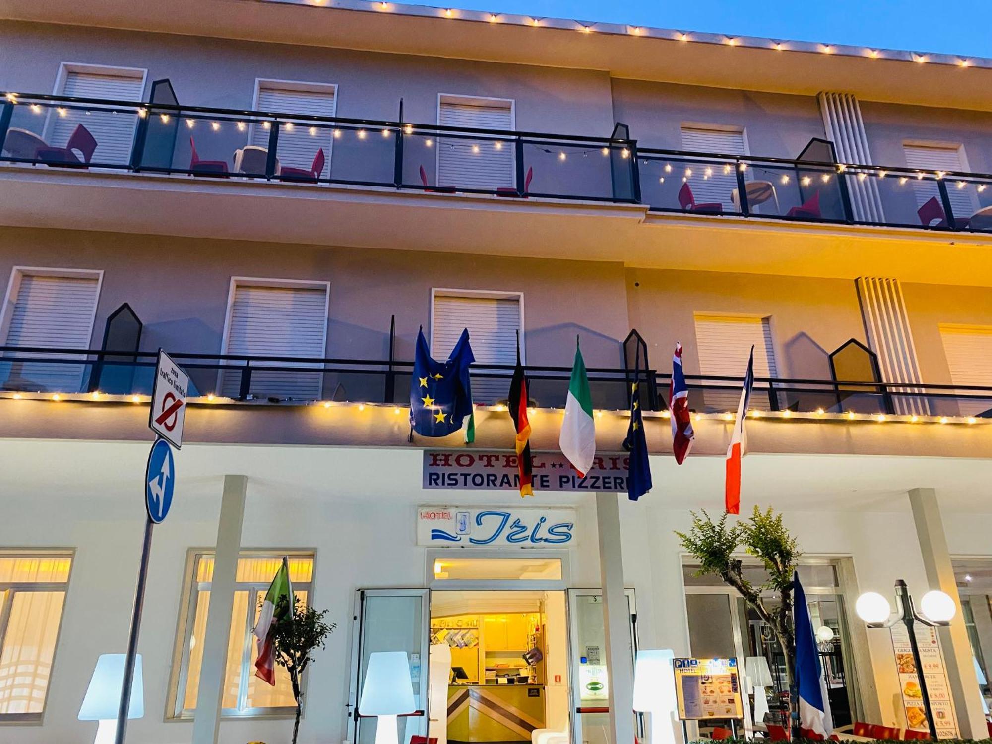 Iris Hotel