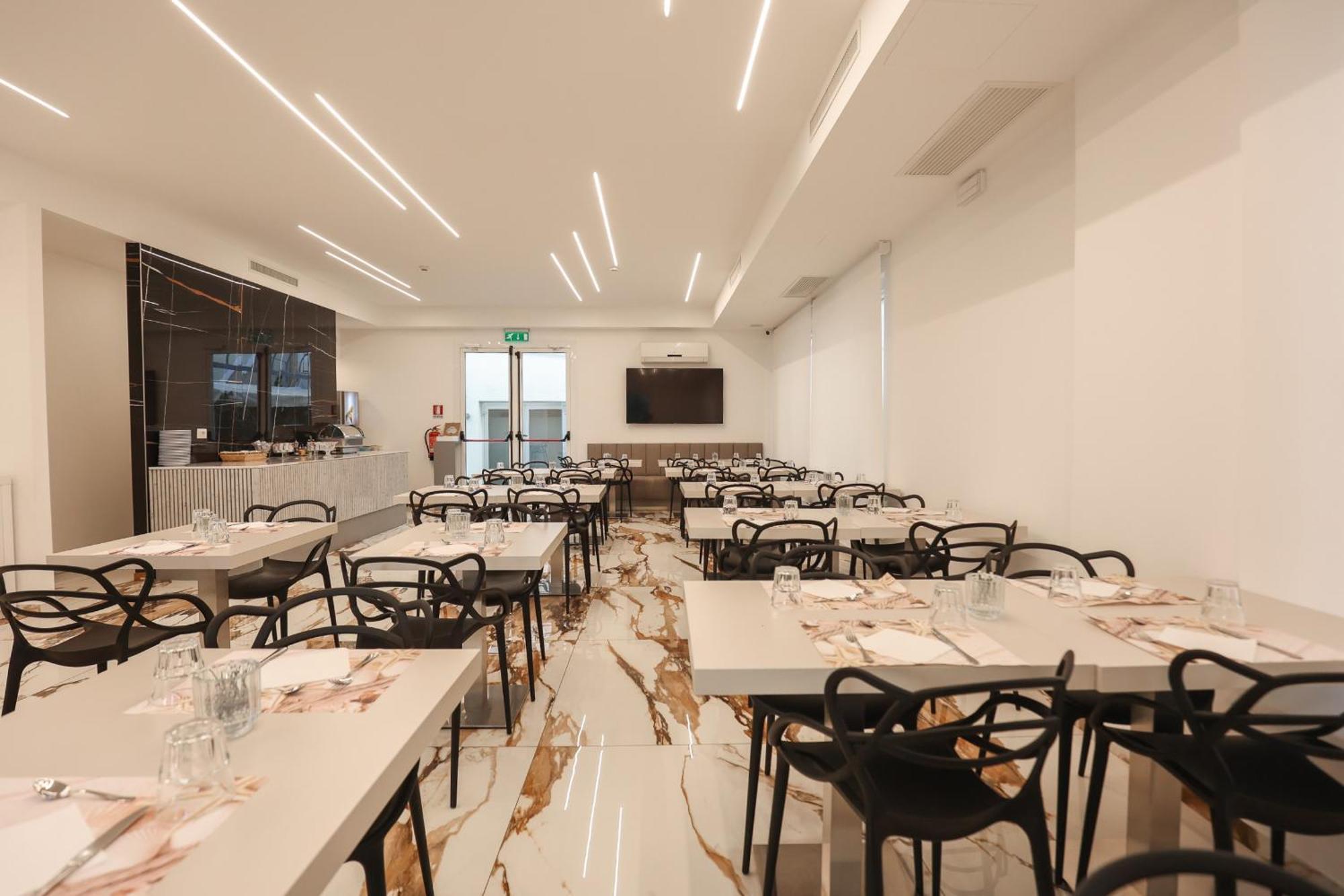 Hotel Cenisio Rimini