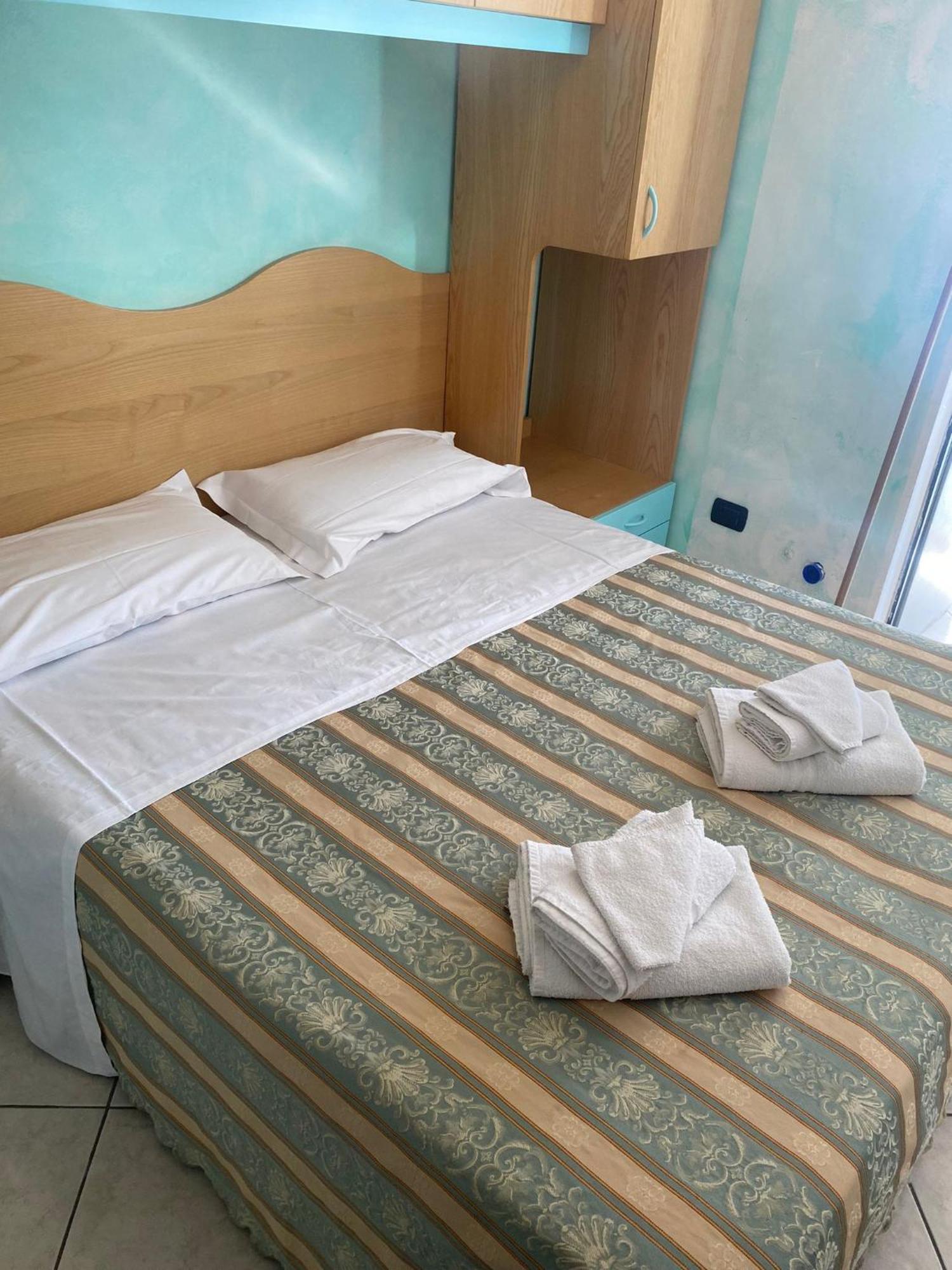 Vernel Hotel