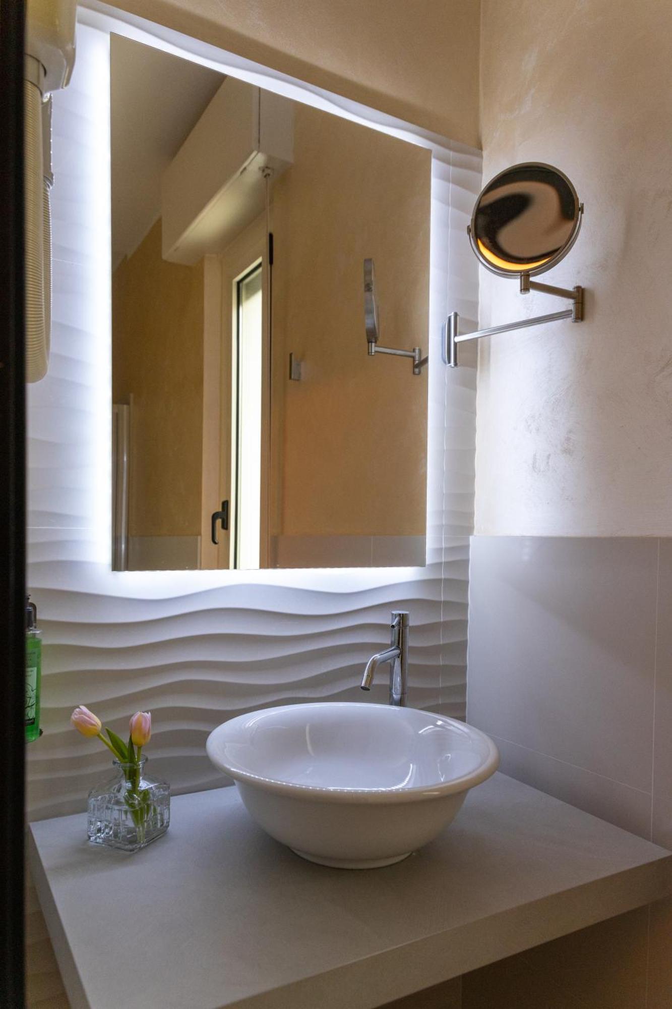Ancora Hotel