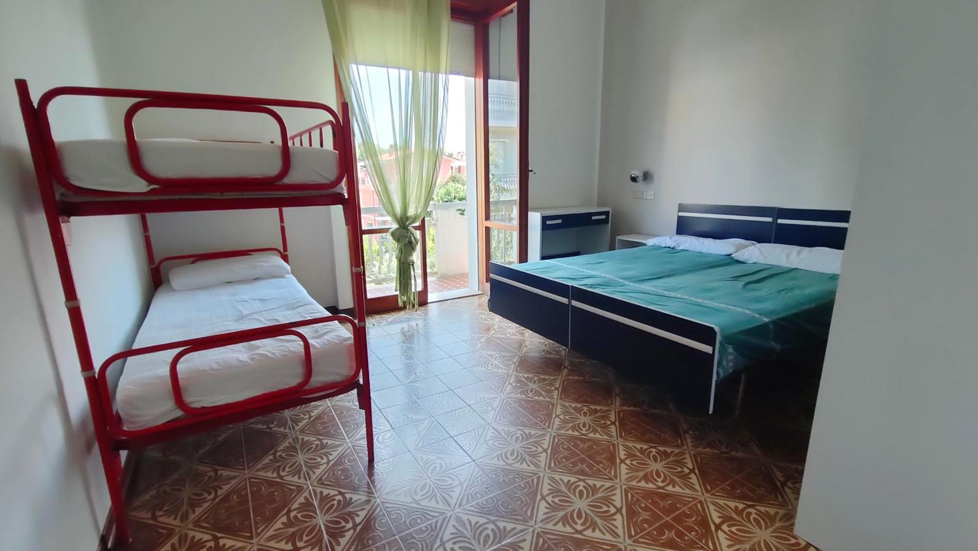 Borghesi Fronte Con Parcheggio Privato Appartamento