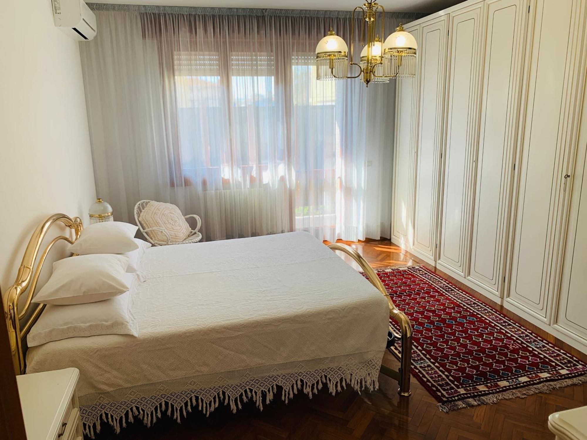 La Maison -
