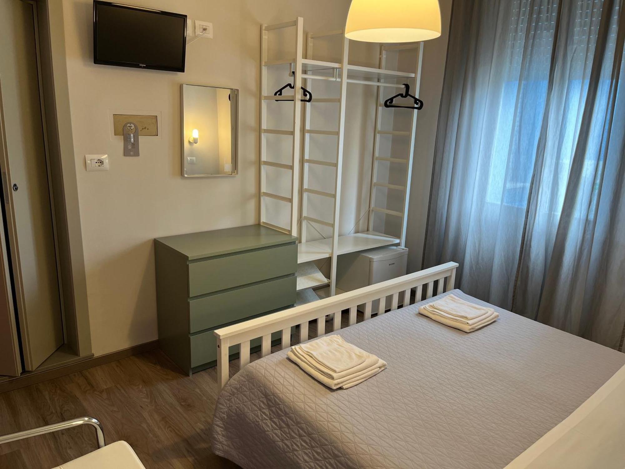 T Hotel 3*