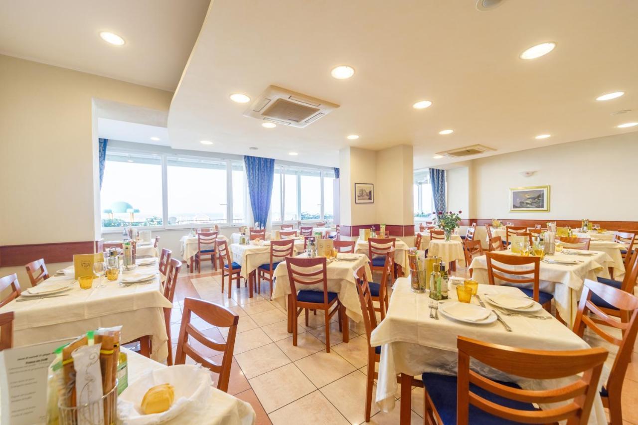 Hotel Roma 2*