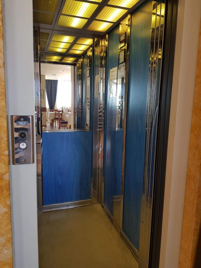 Roma Hotel