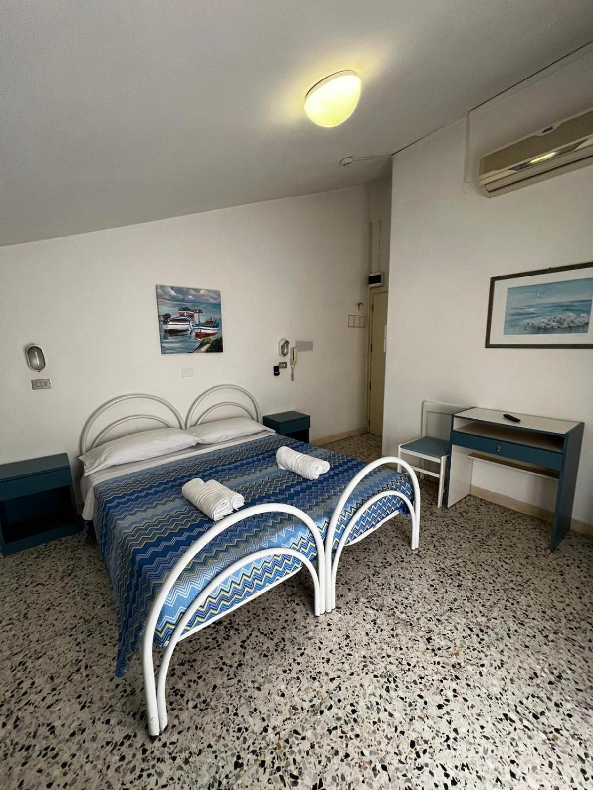 Hotel Till Rimini