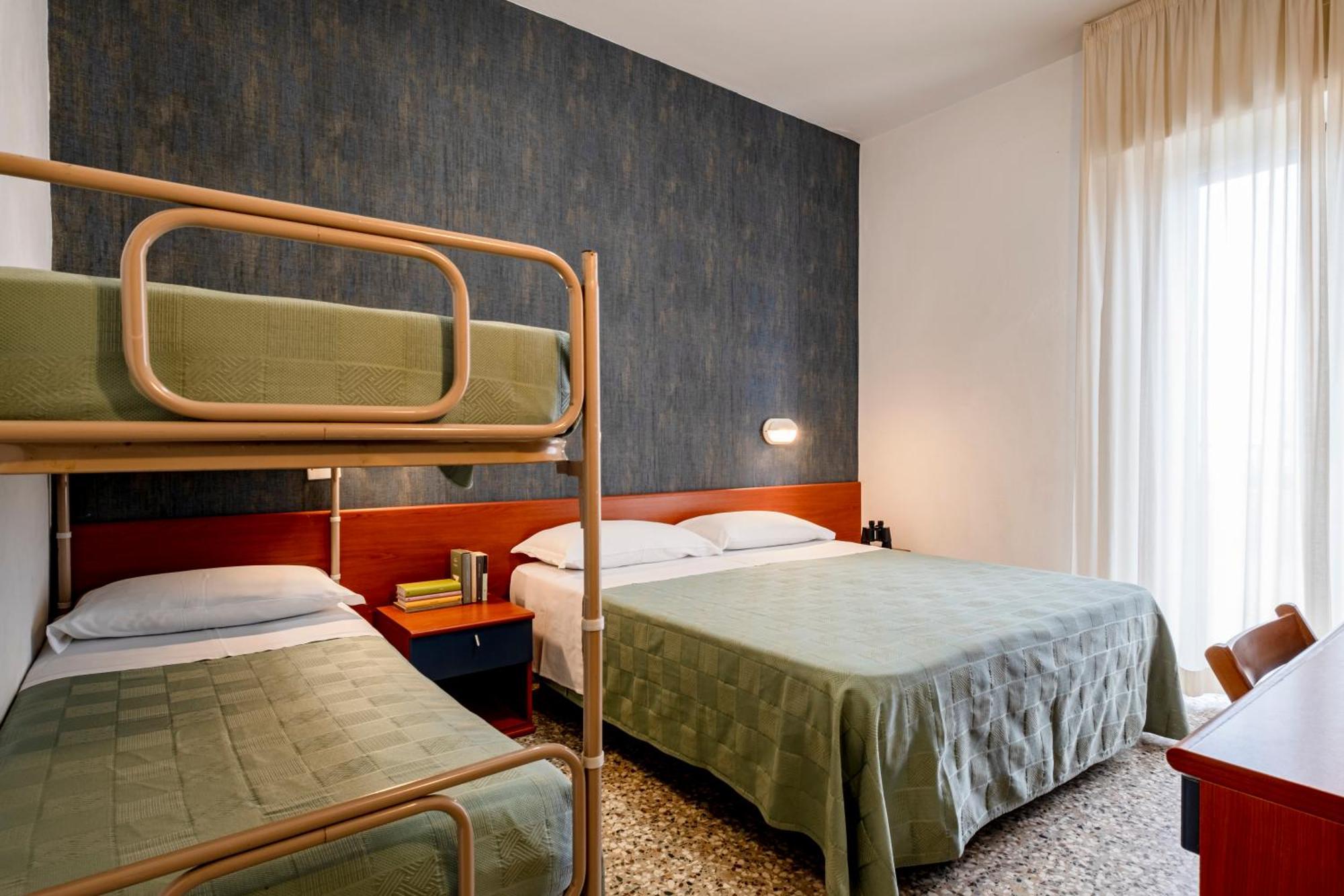 Hotel Atlas 3*