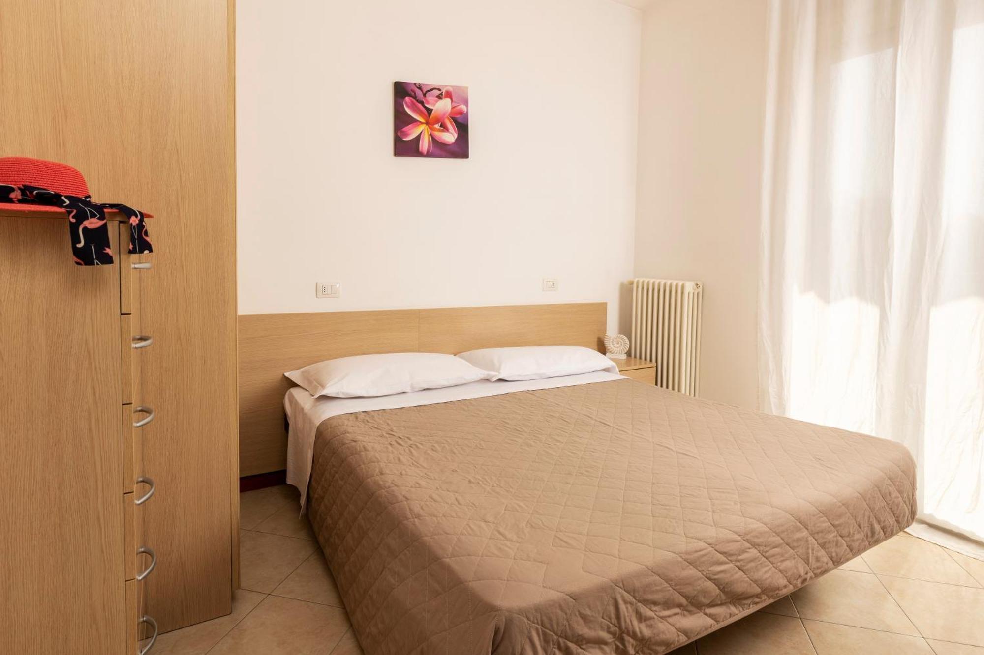 Uno Studio&suites 2*