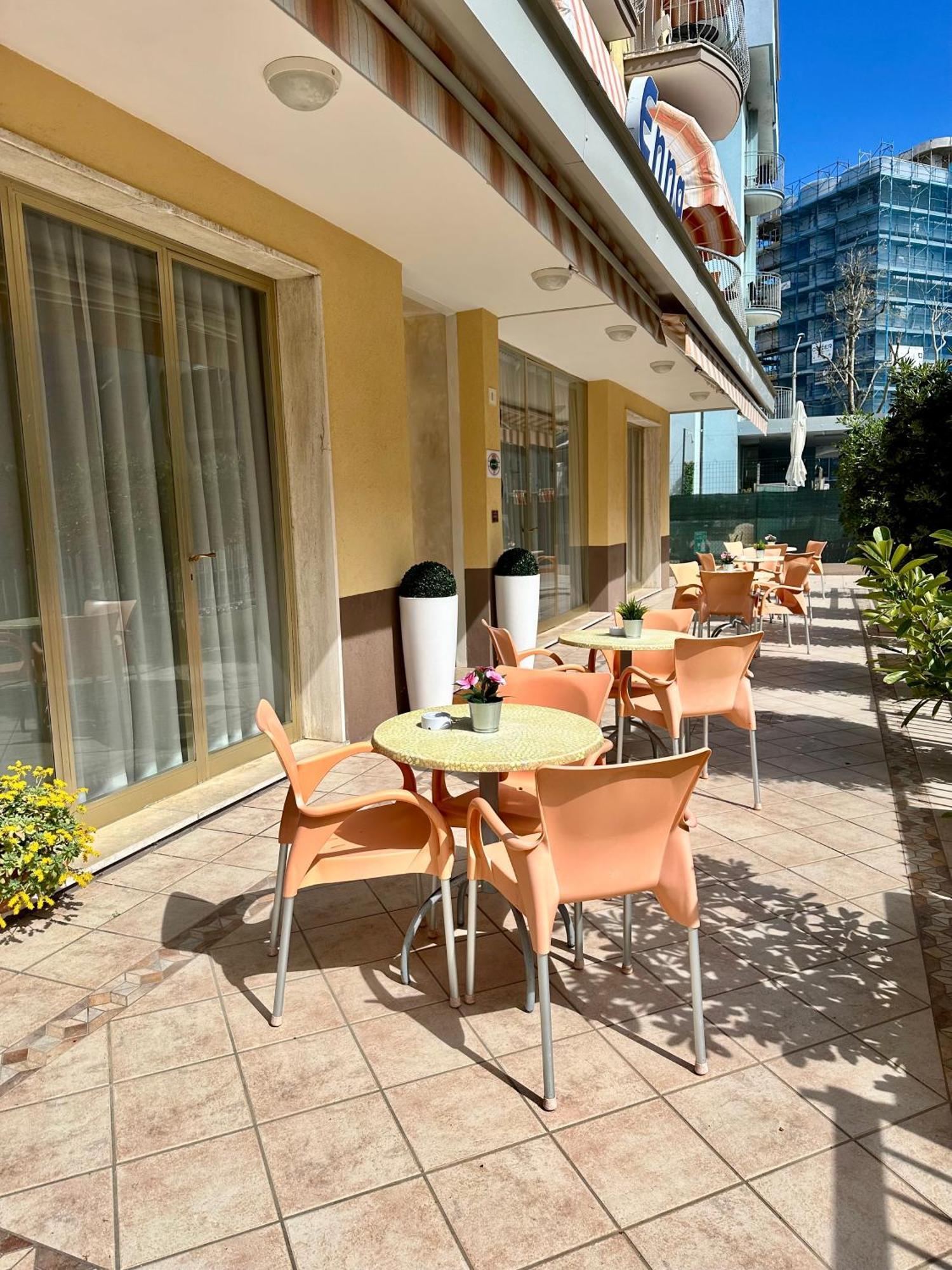 Enna Hotel 2*