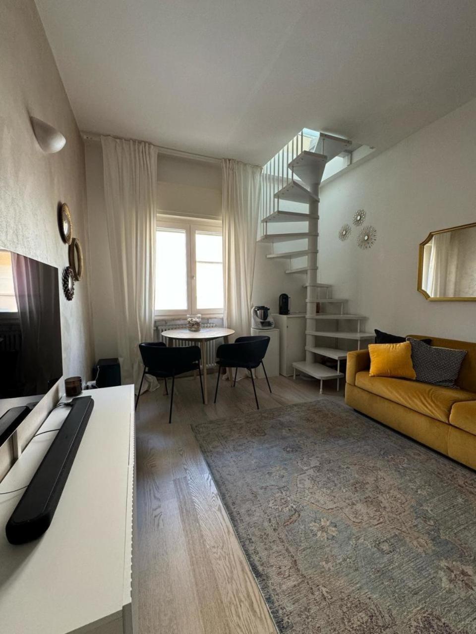 Roof Terrace Marina Centro - - Train Station - Wifi *