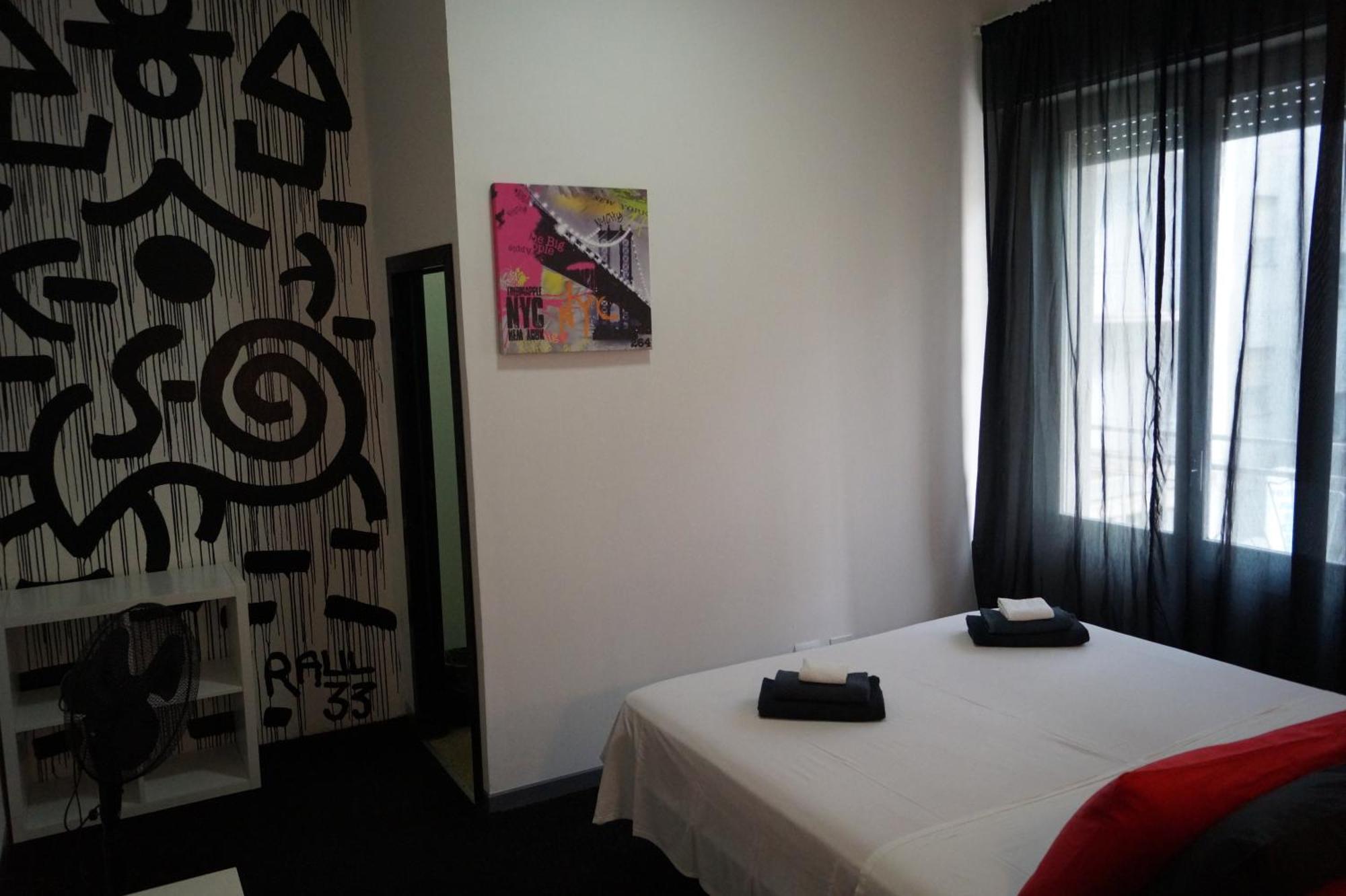 Stupido Hotel
