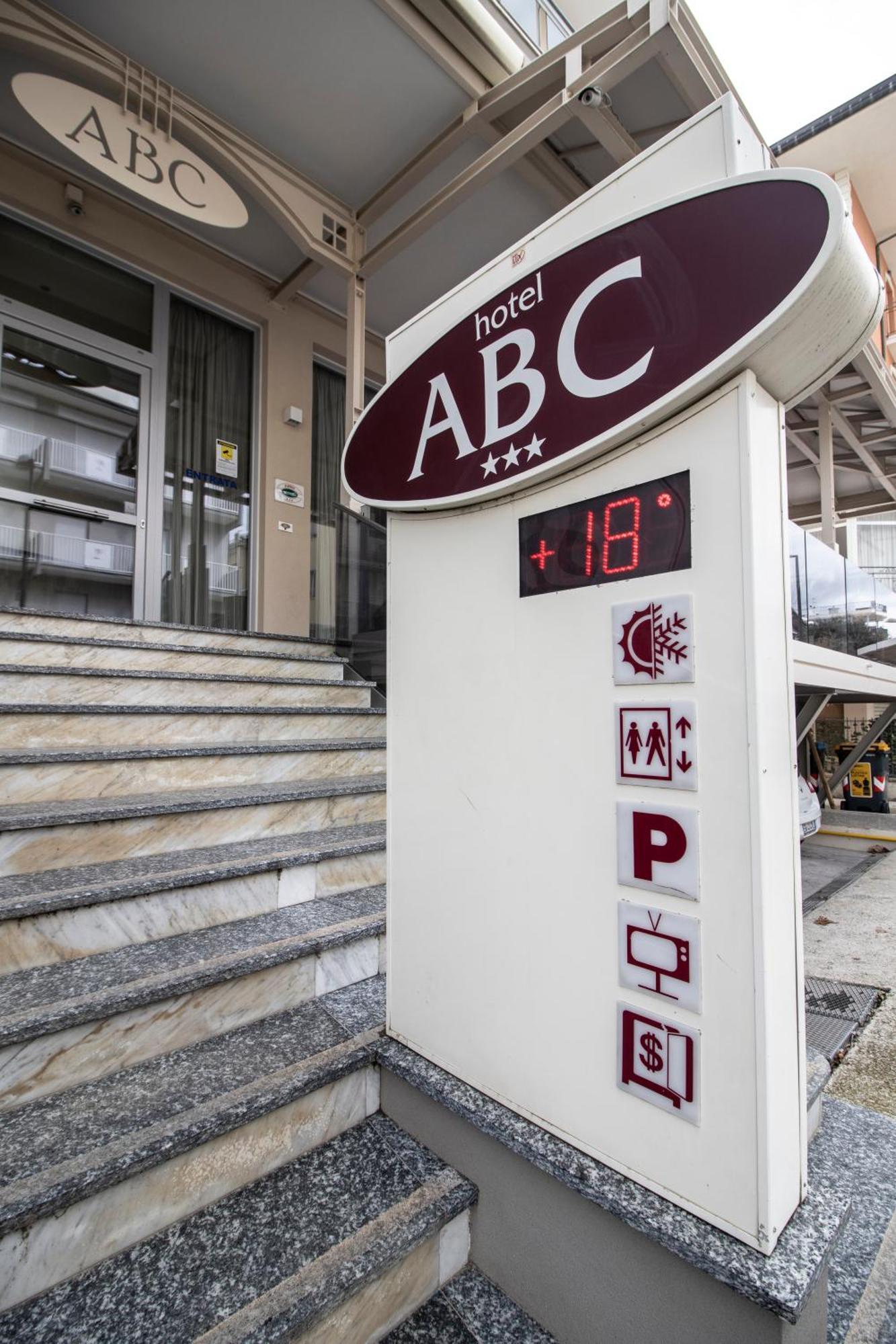 Hotel Abc 3*