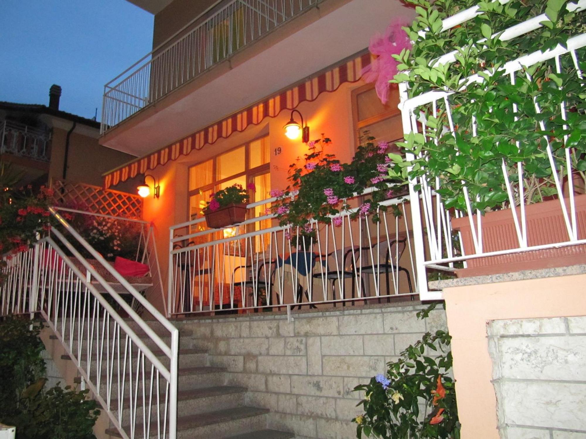 Hotel Elia 2*