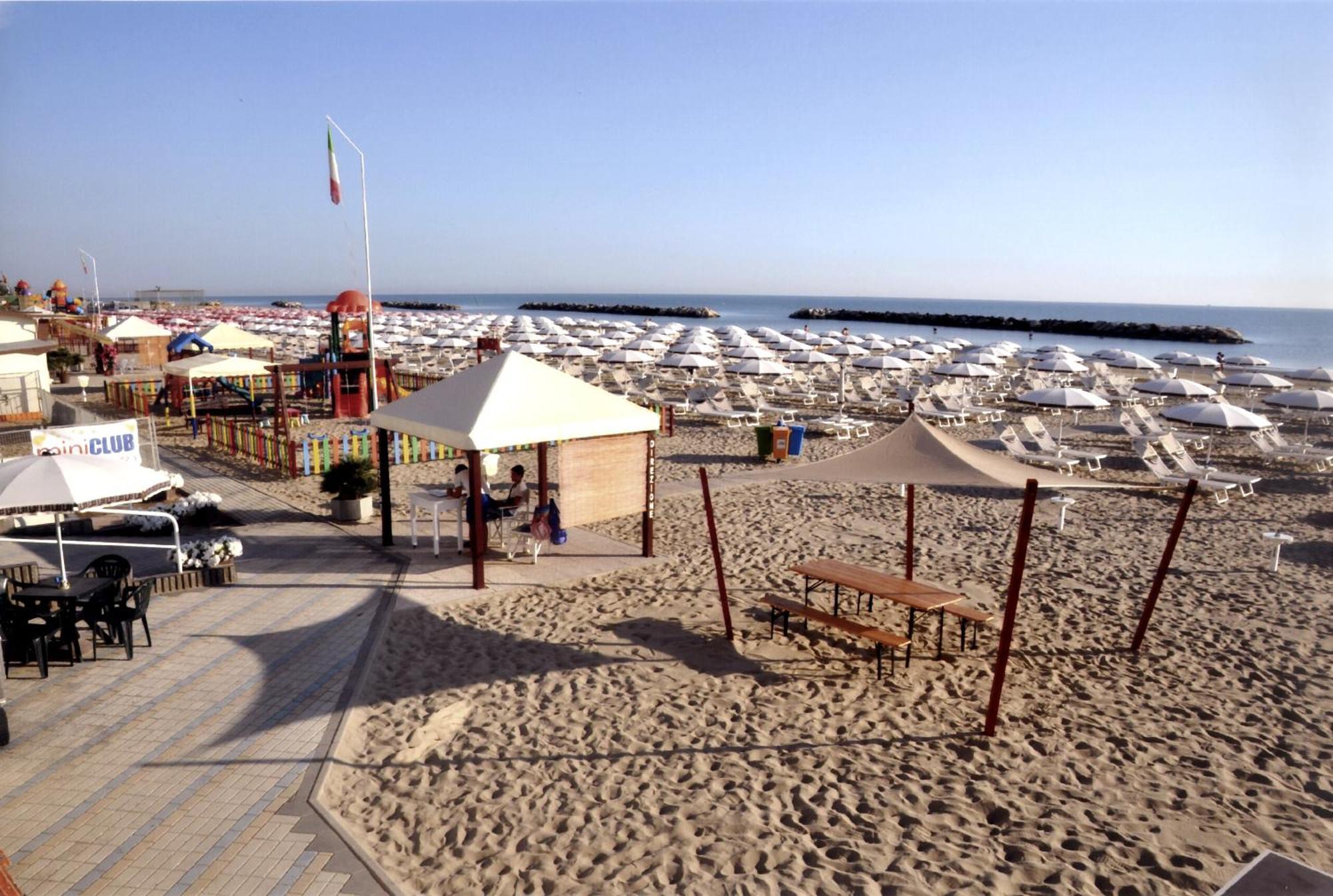 Hotel Paola 3*