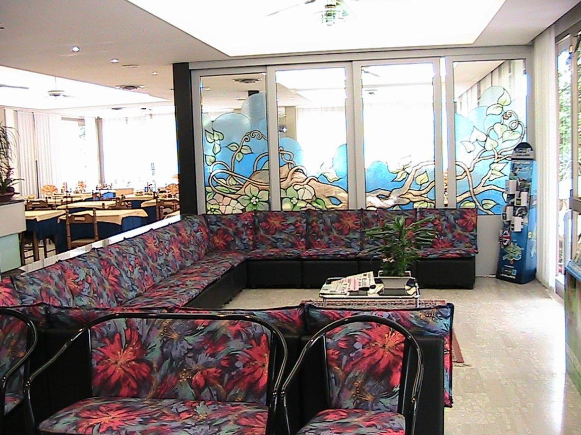 Hotel Universo 3*