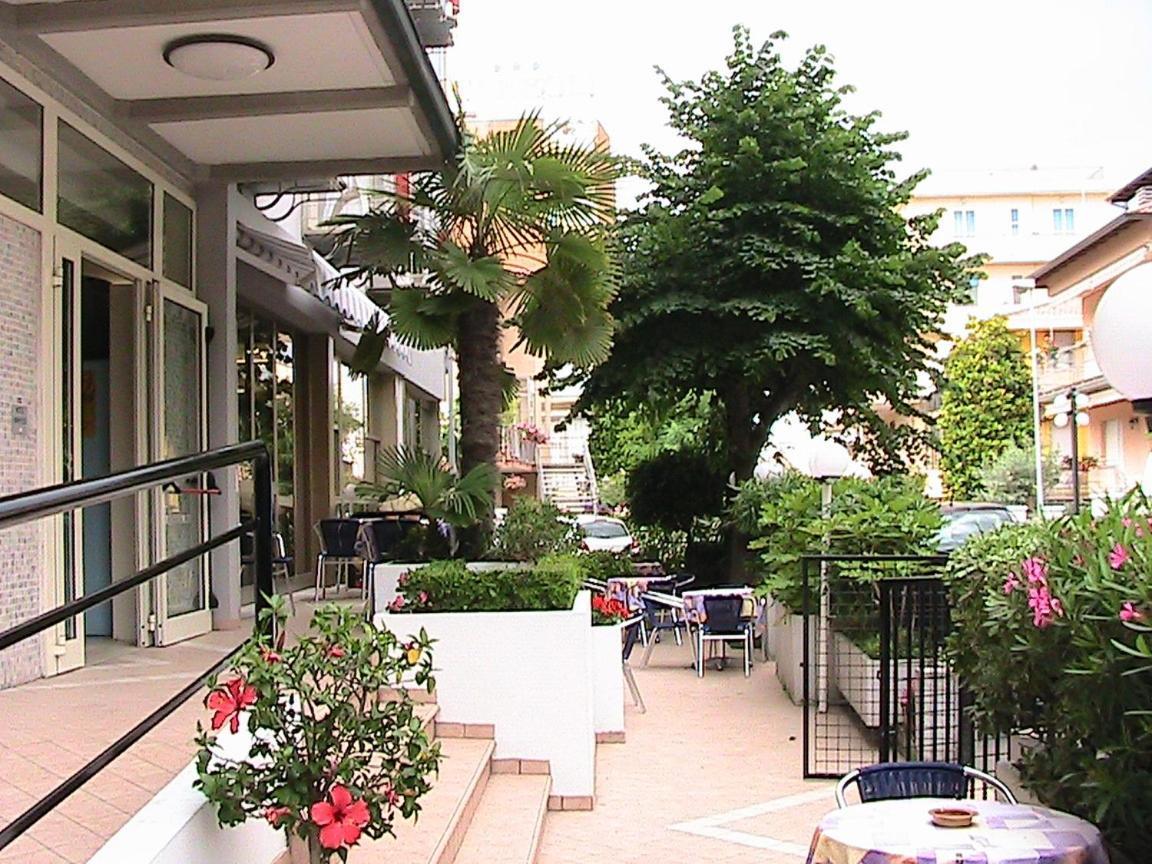 Hotel Universo 3*