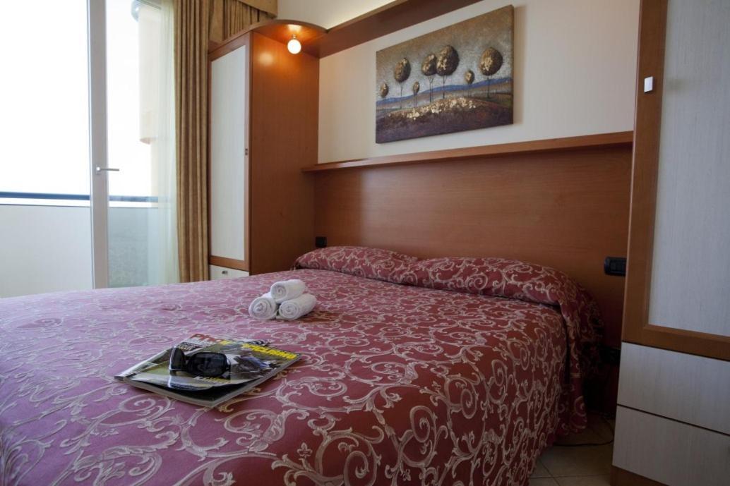 Hotel Palm Sea View 3*