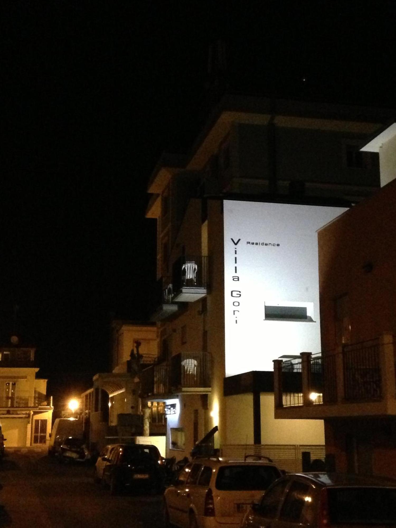Aparthotel Gori 3*