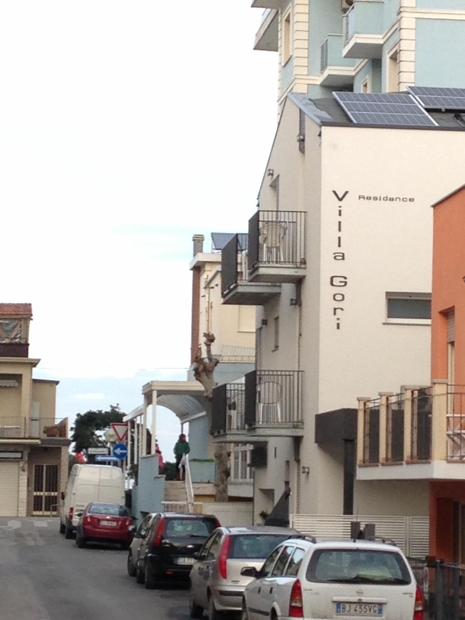 Aparthotel Gori 3*