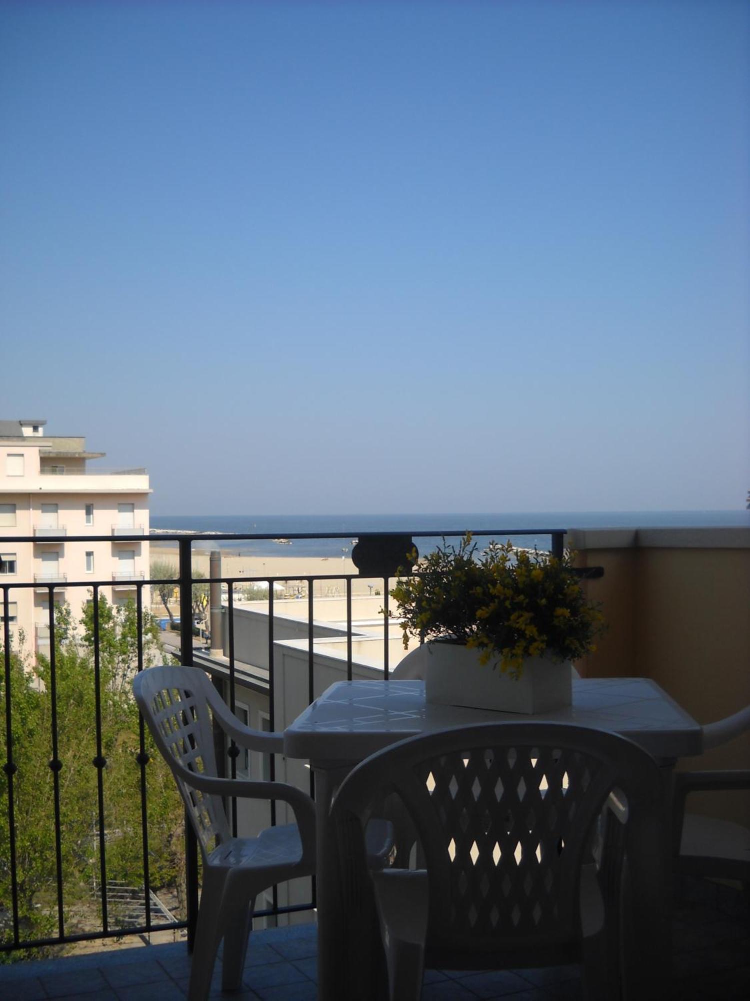 Aparthotel Maryel 2*