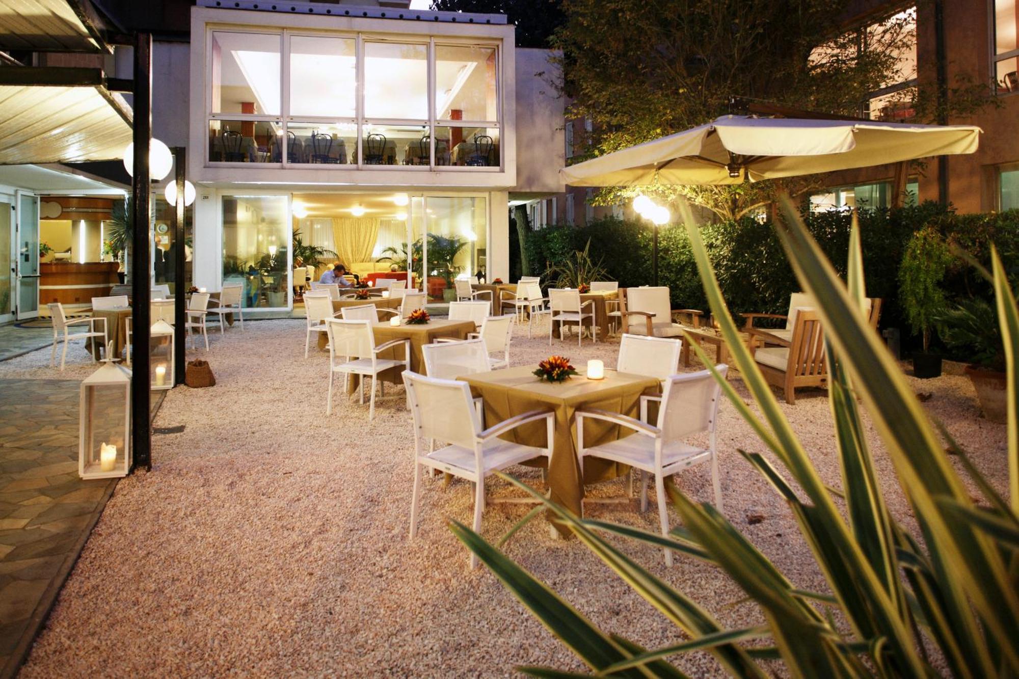 Hotel Airone 3*