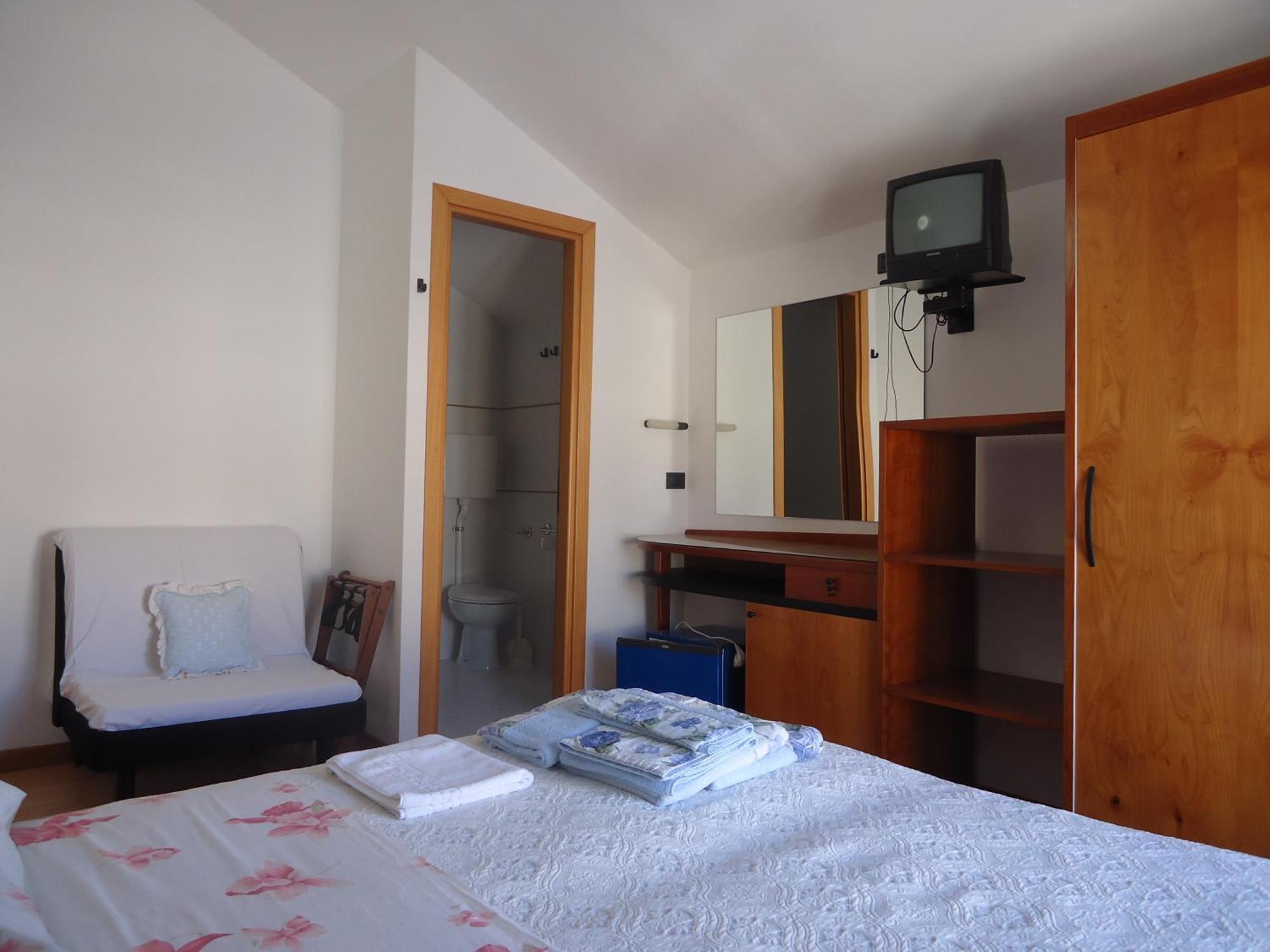 Hotel L&v Rimini