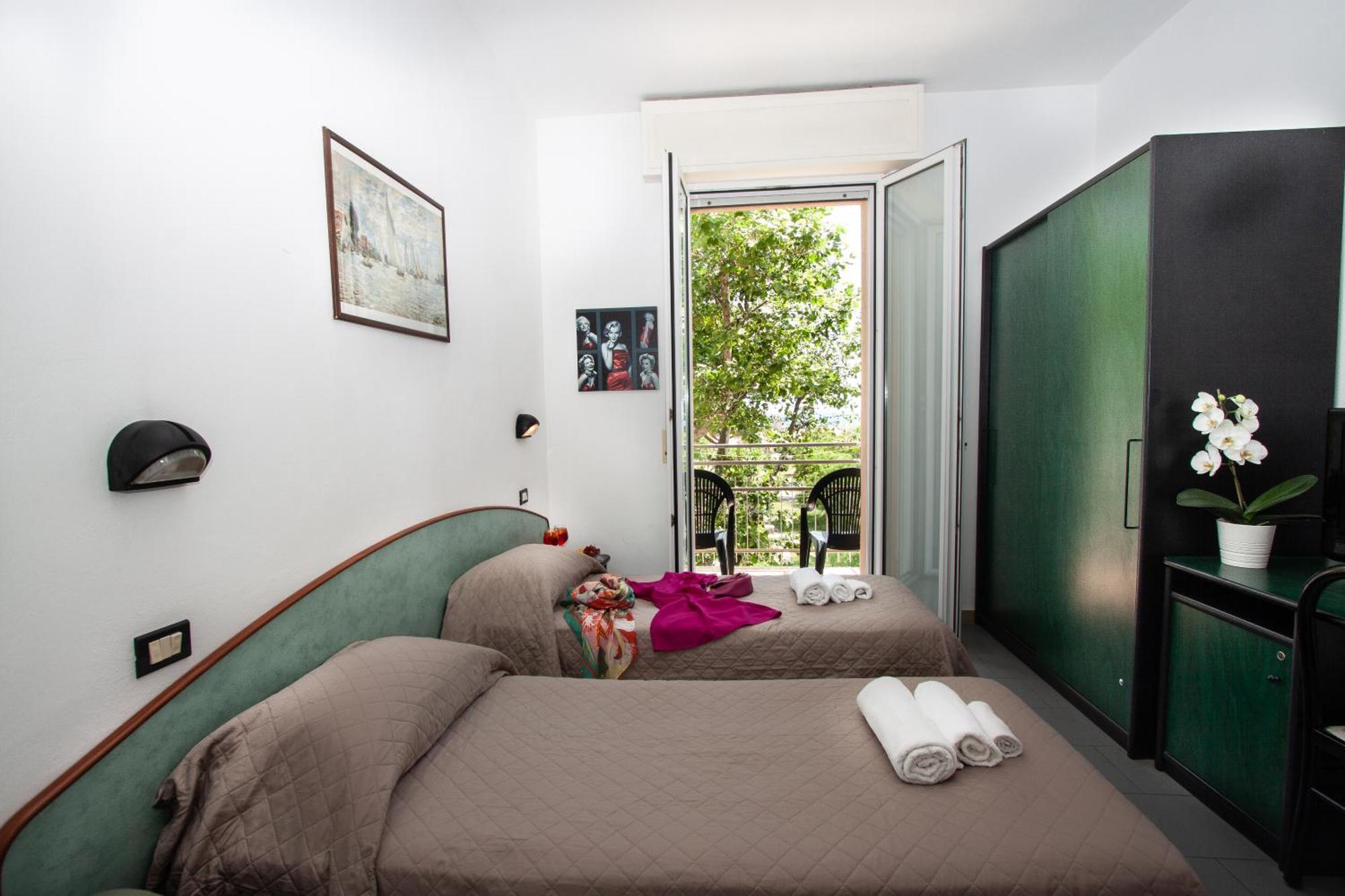 Hotel La Torretta Bramante 3*