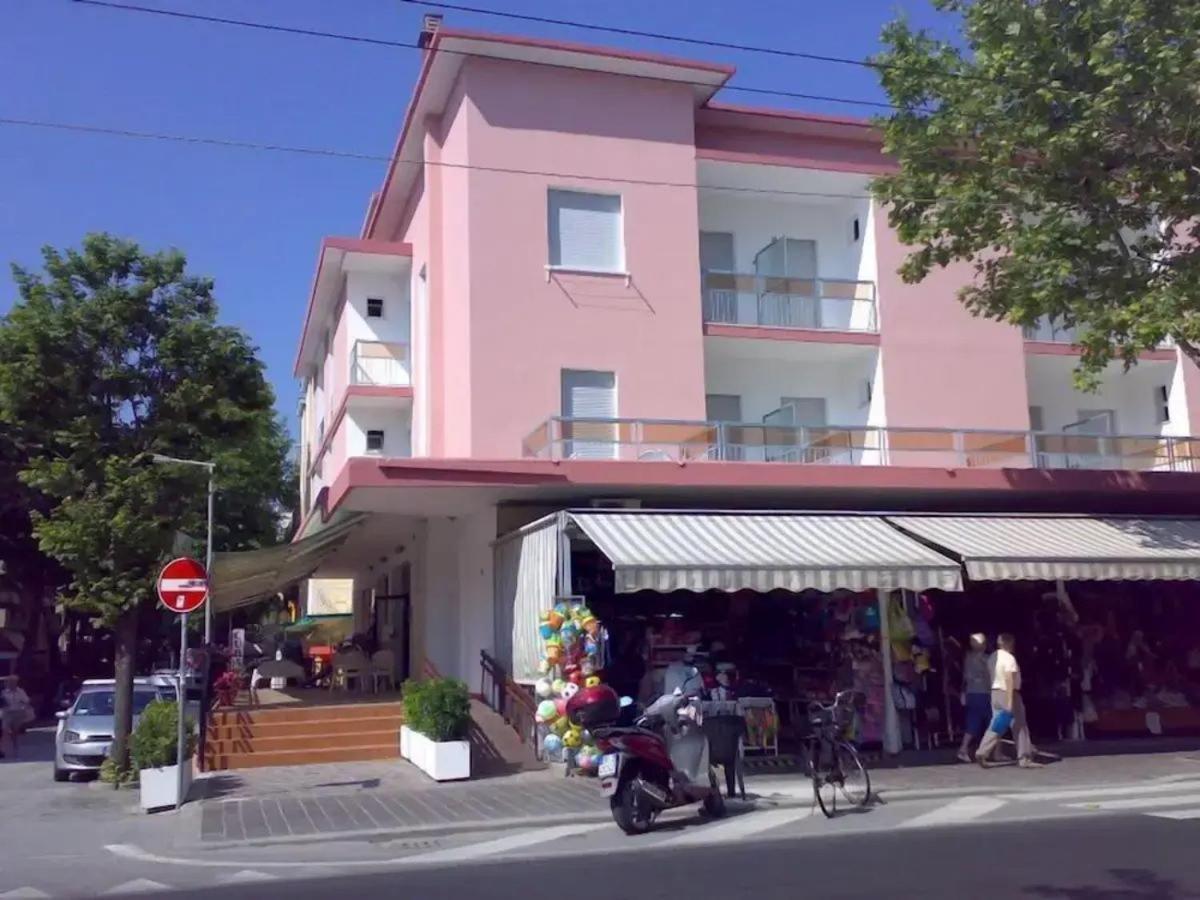 Piccari Nuova Gestione Hotel 3*