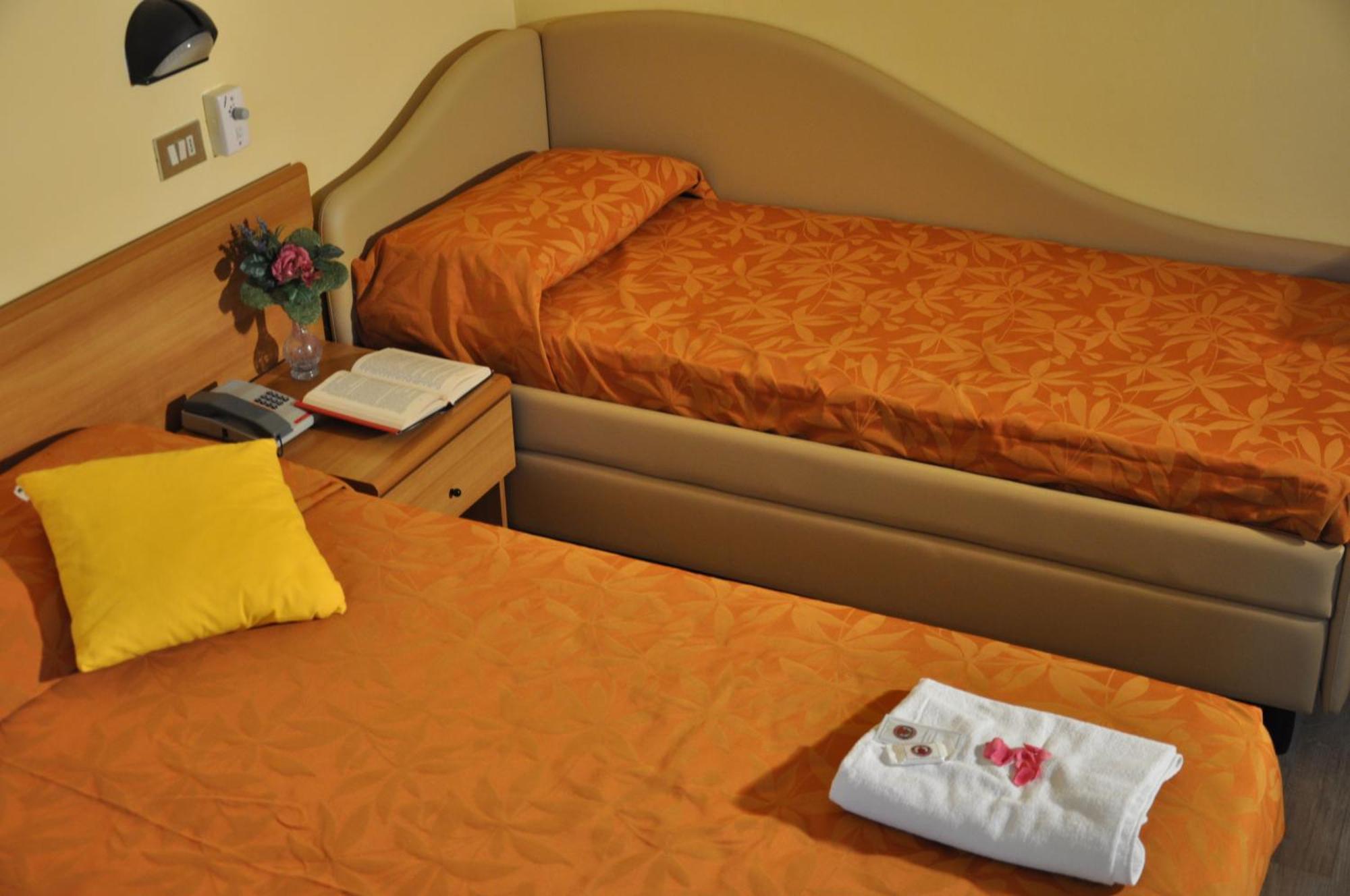 Hotel Festival