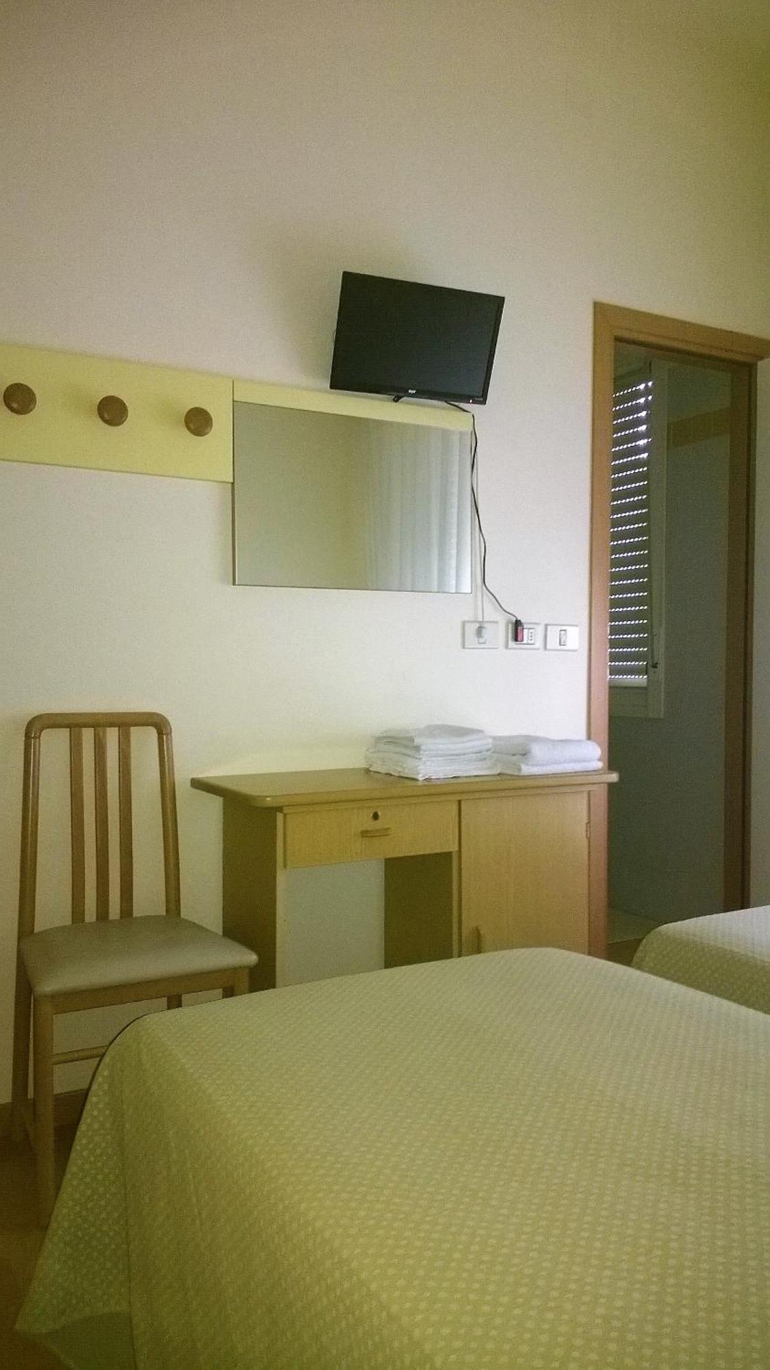 Capri Hotel