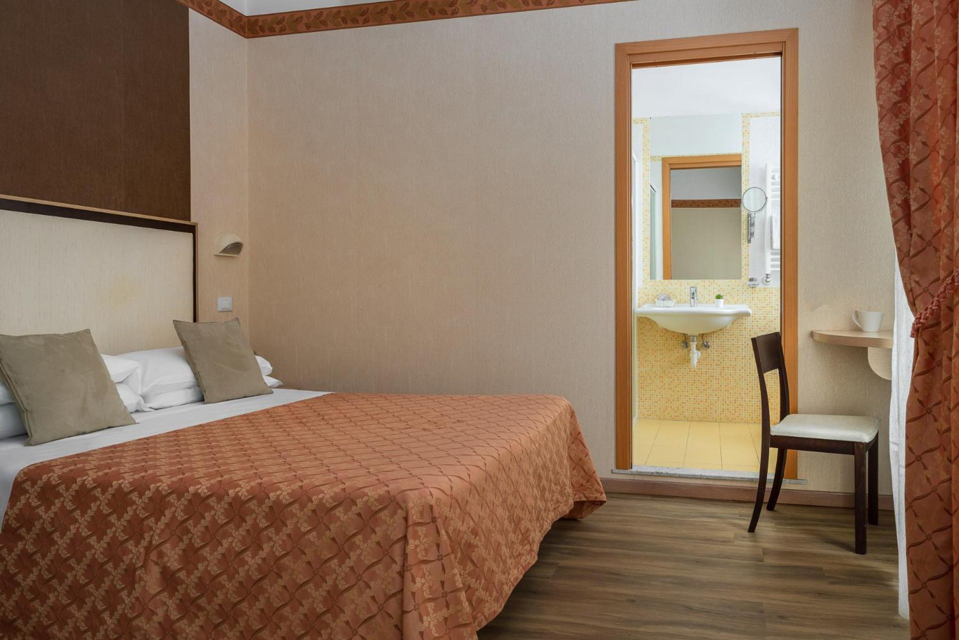 Rondinella E Viola Hotel