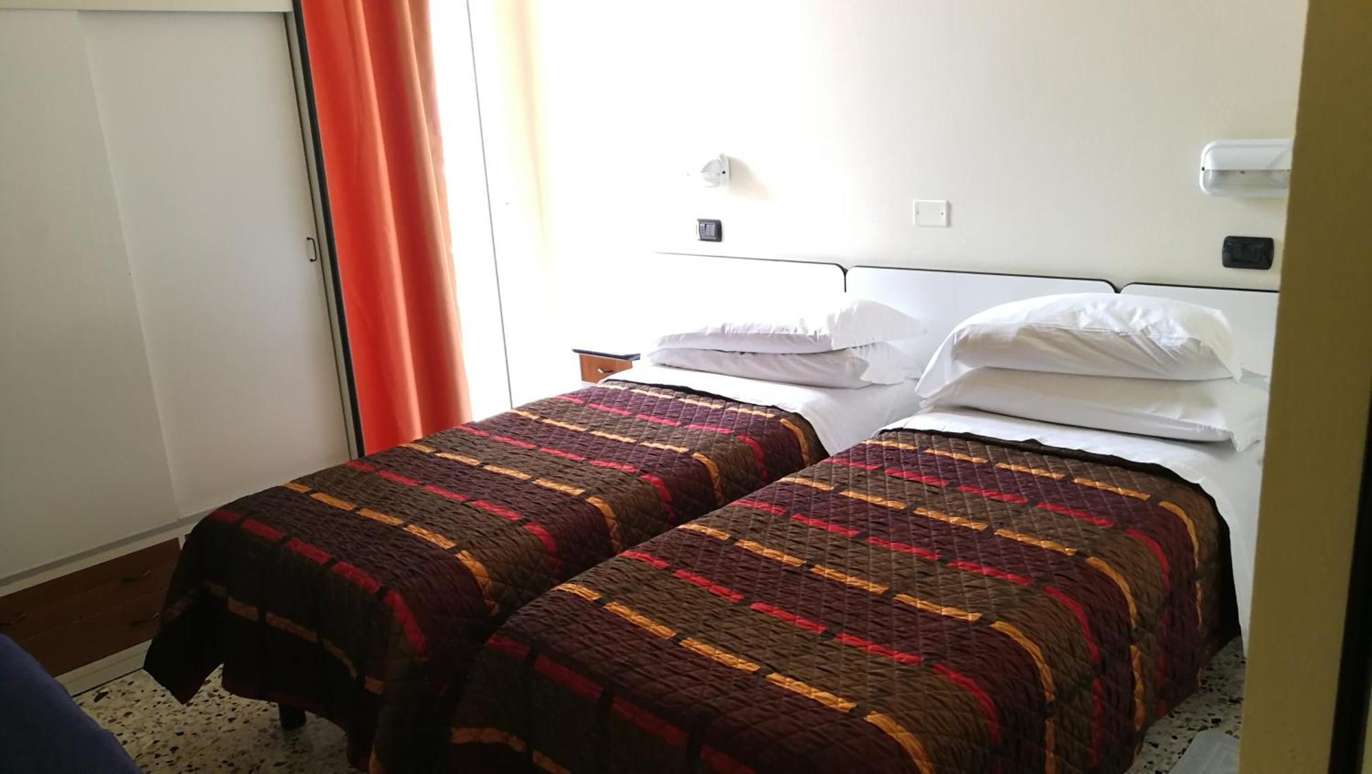 Hotel Alaska 3*