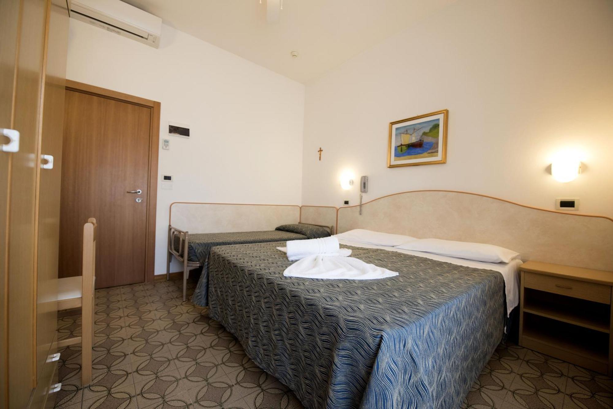 Seven 3* Rimini