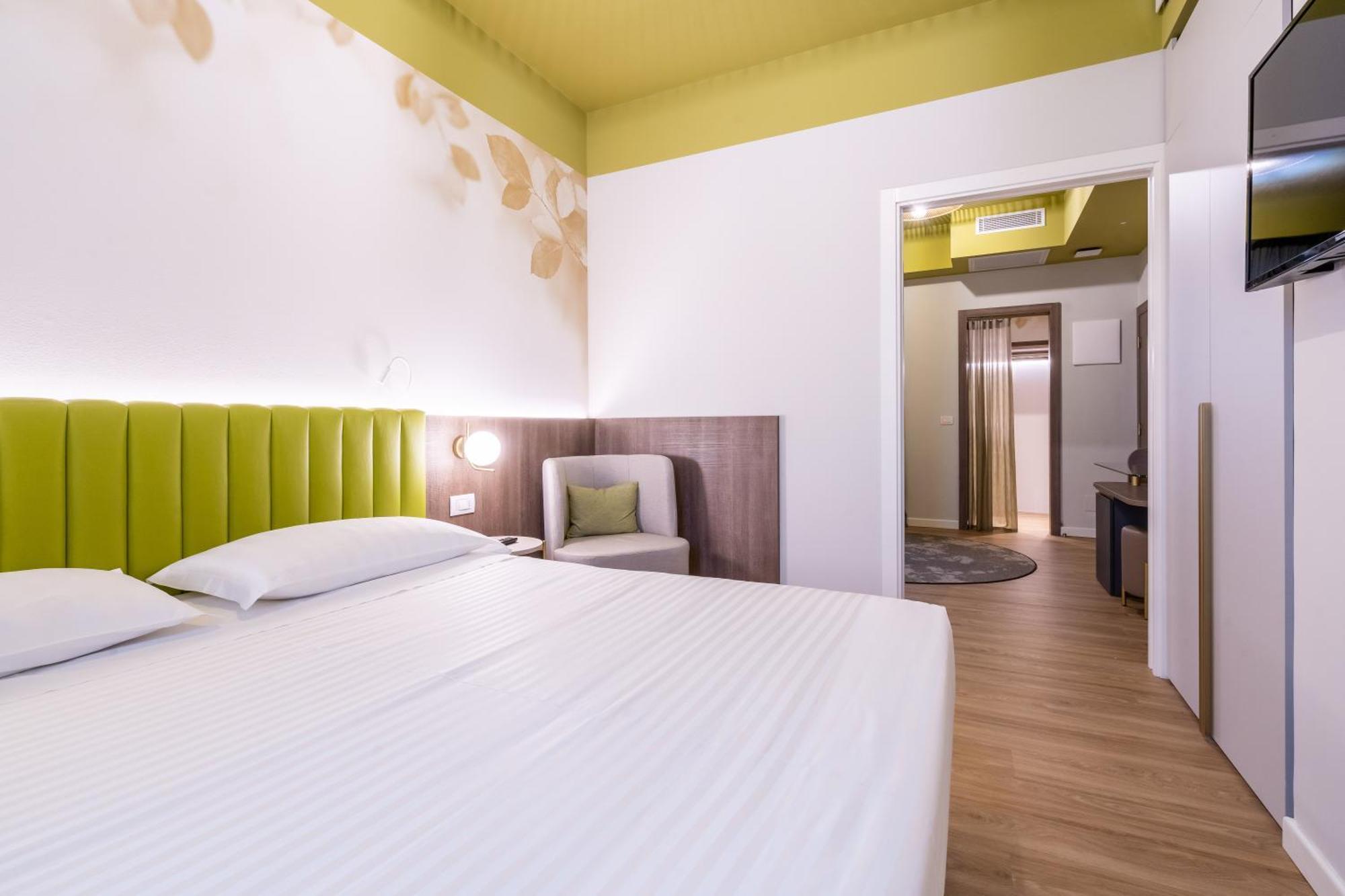Regina Elena 57 & Oro Bianco Hotel 4*