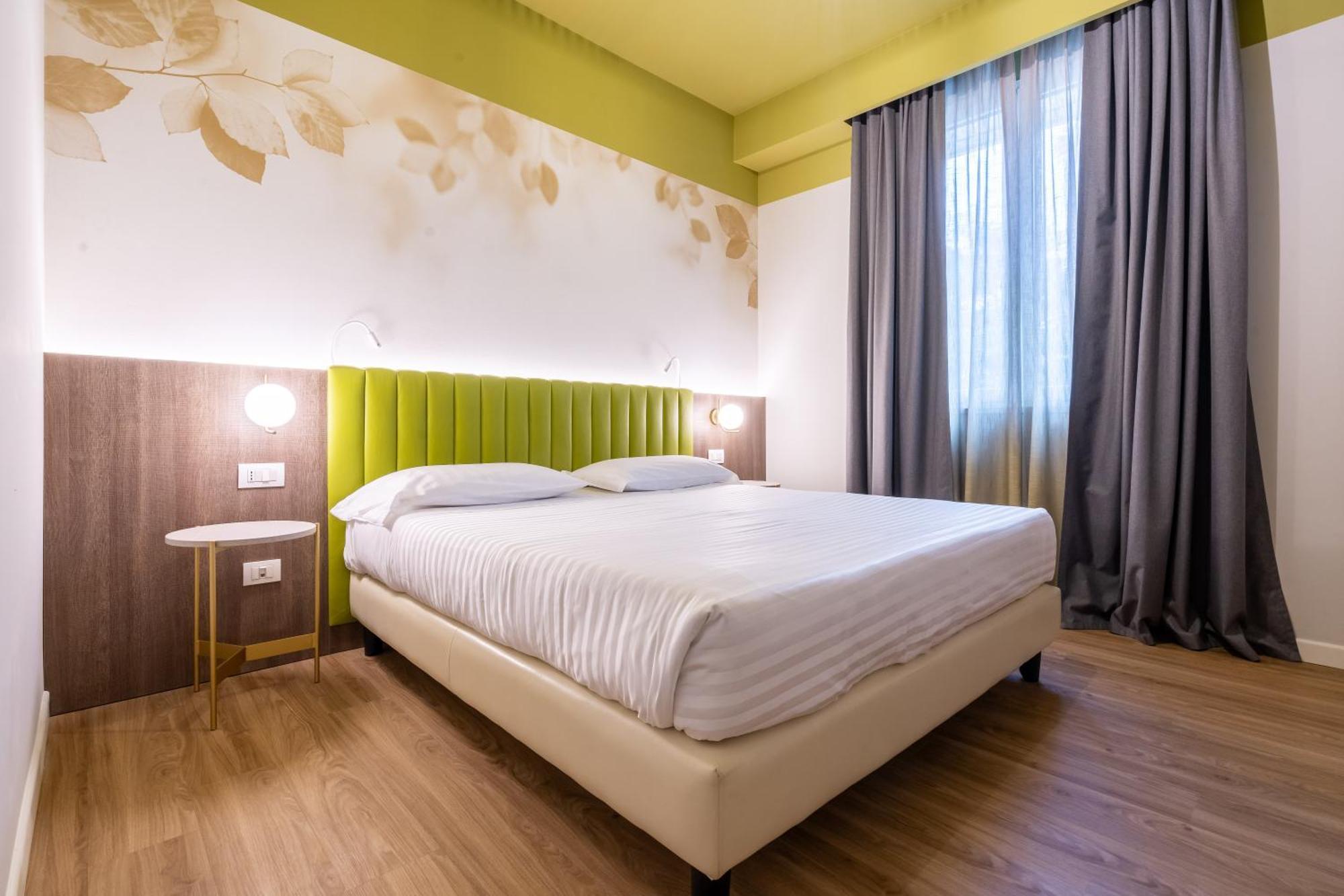 Hotel Regina Elena 57 & Oro Bianco 4*