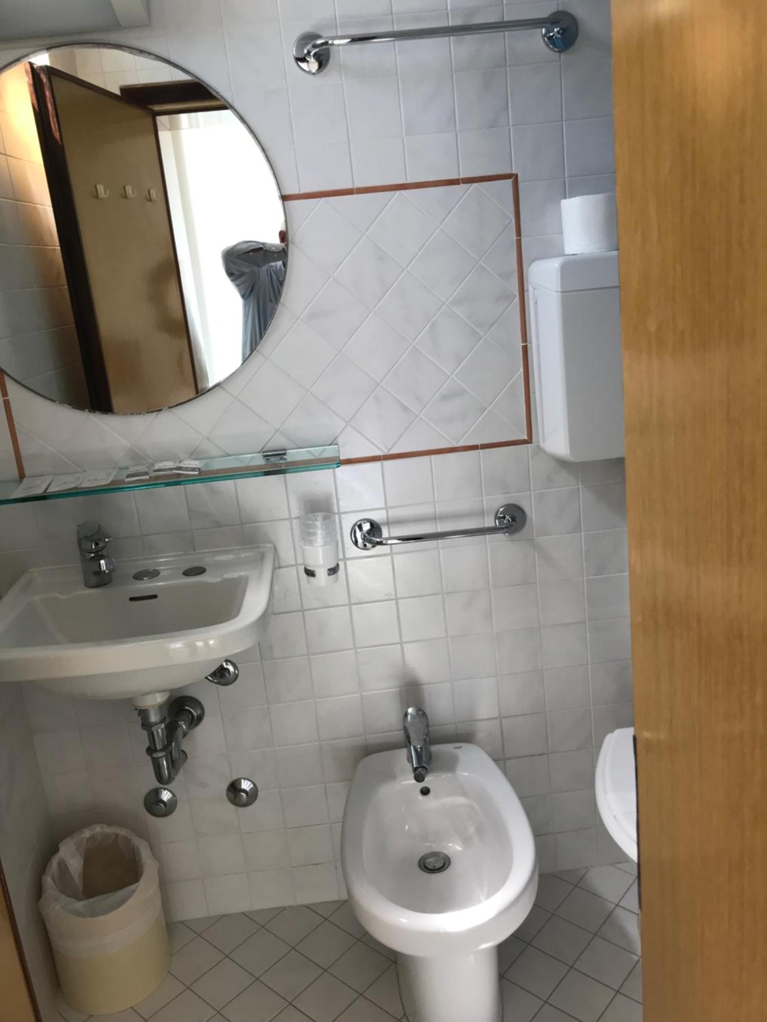 Hotel L&v Rimini
