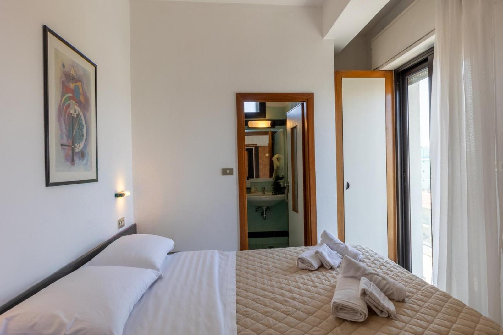 Grand Meeting Hotel 3*