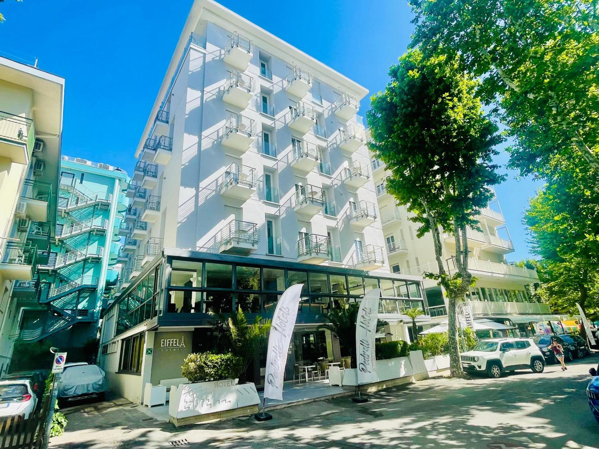 Eiffel Hotel