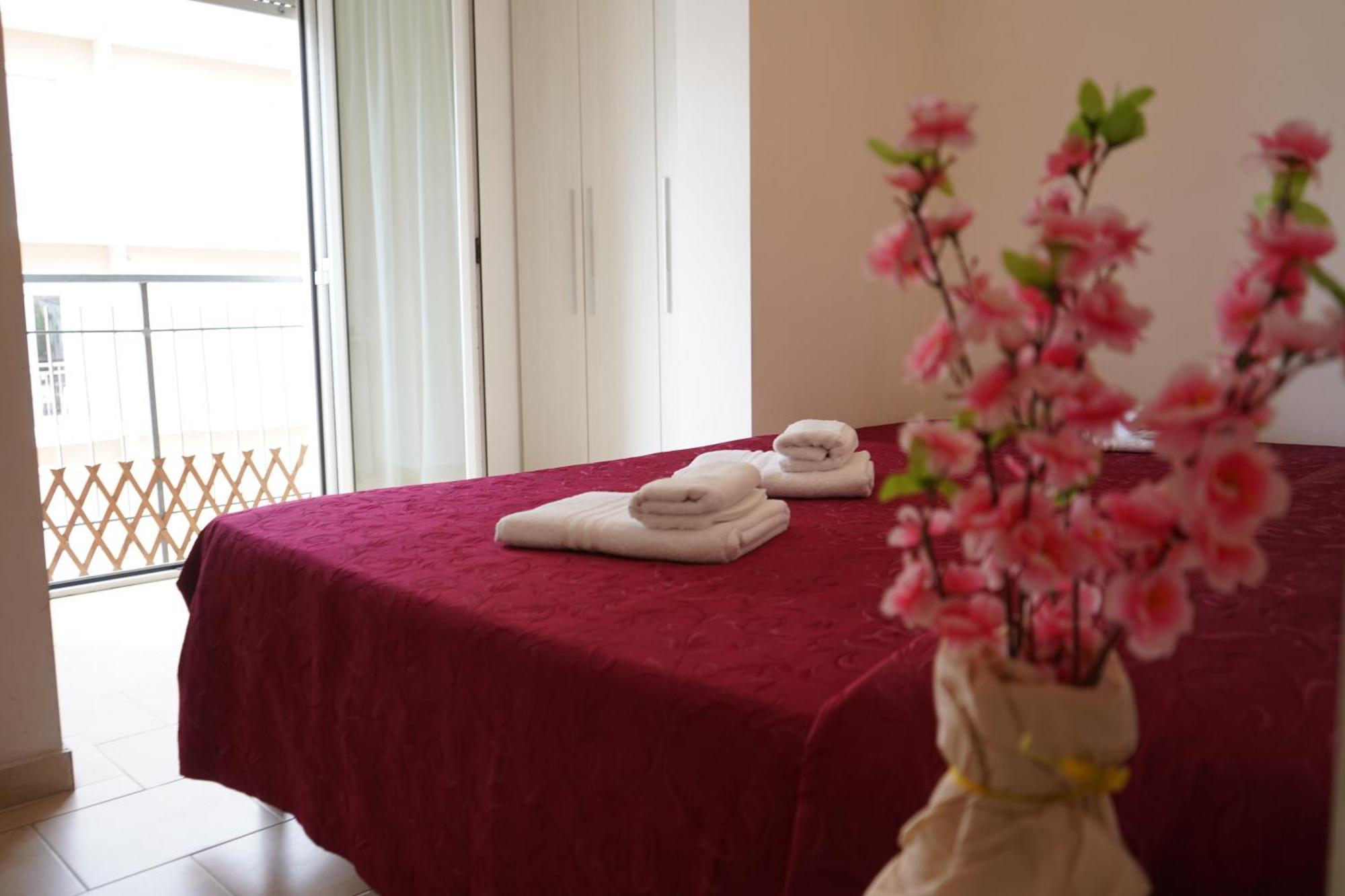 Malibu Mare Hotel 2*