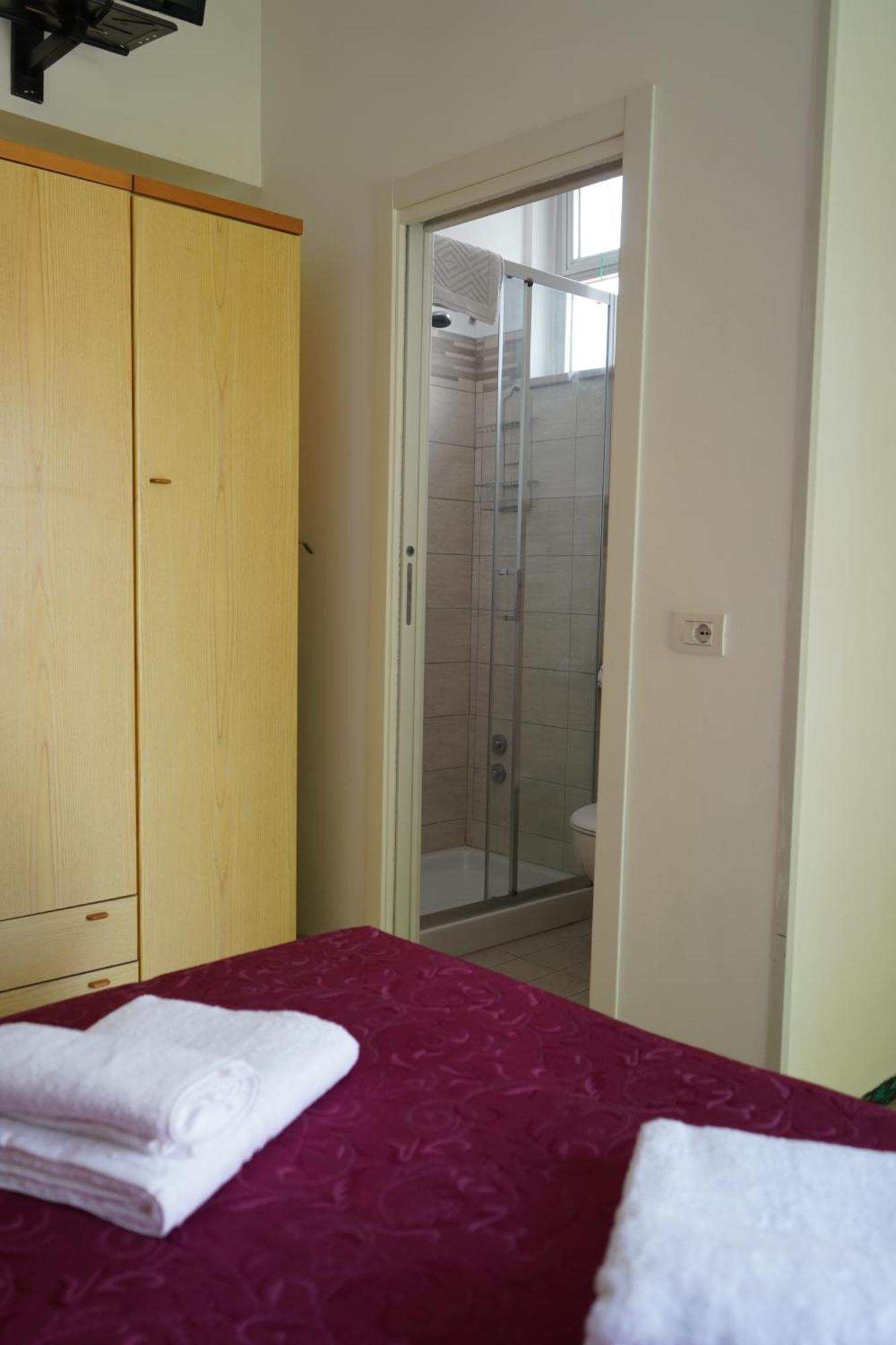 Hotel Malibu Mare 2*