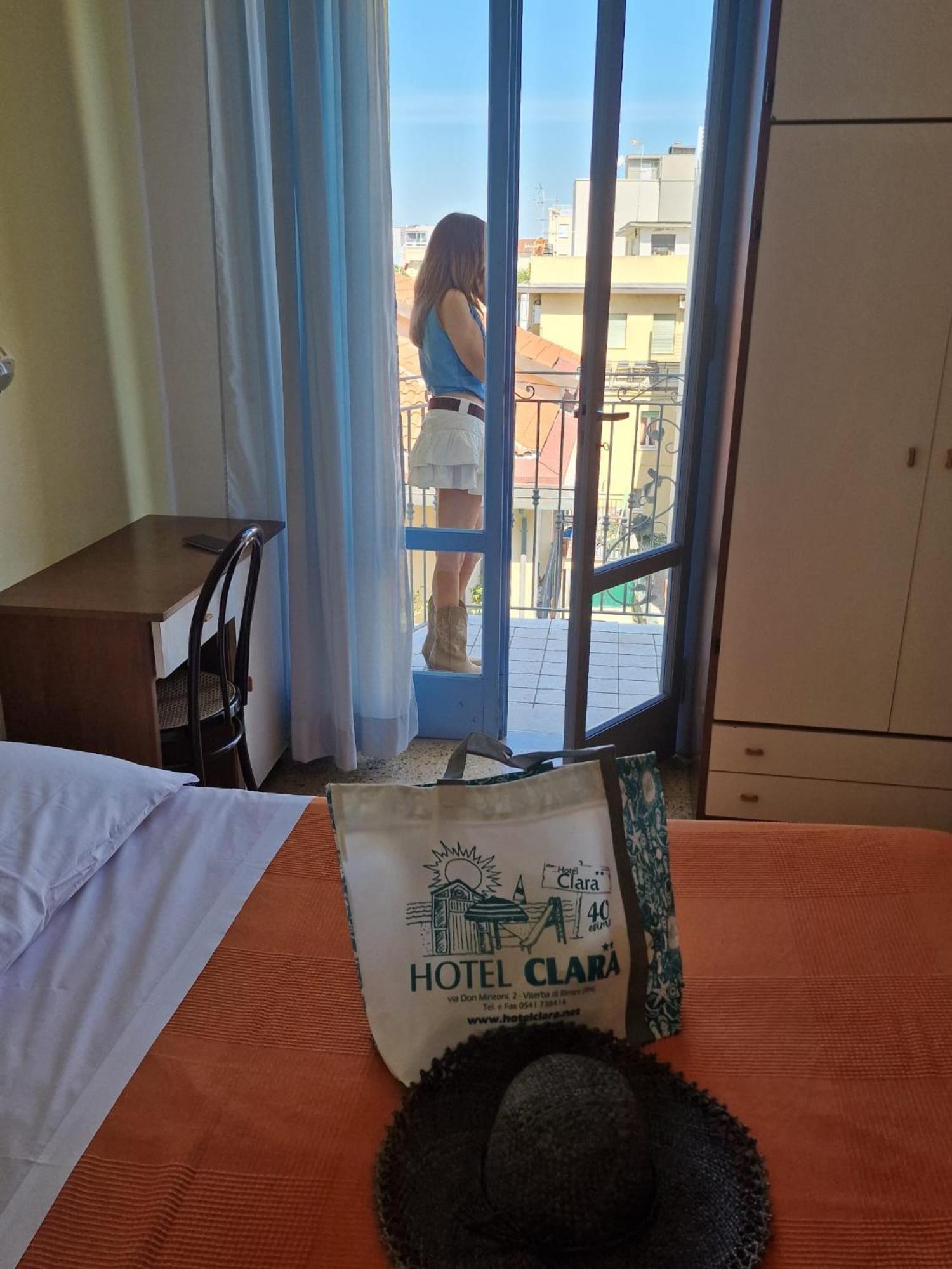 Clara Hotel