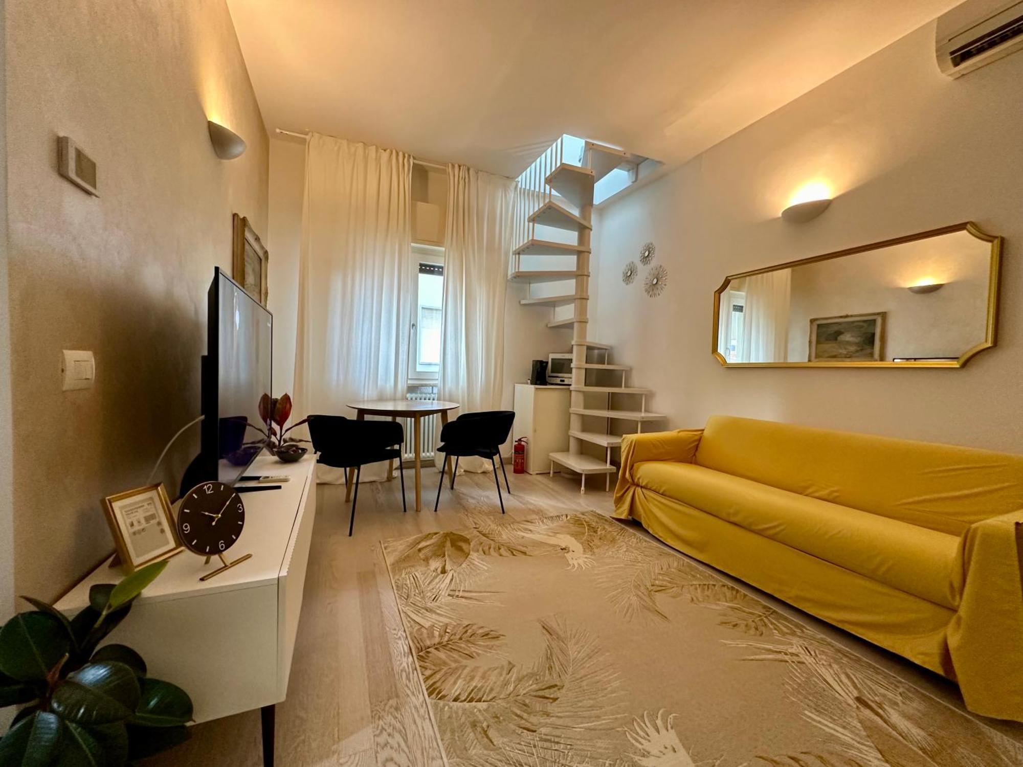 Roof Terrace Marina Centro - - Train Station - Wifi *